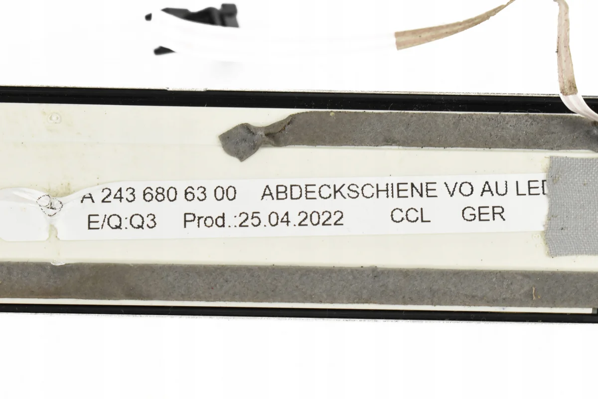Kynnyslistat LED Mercedes EQB X243 Käytetty