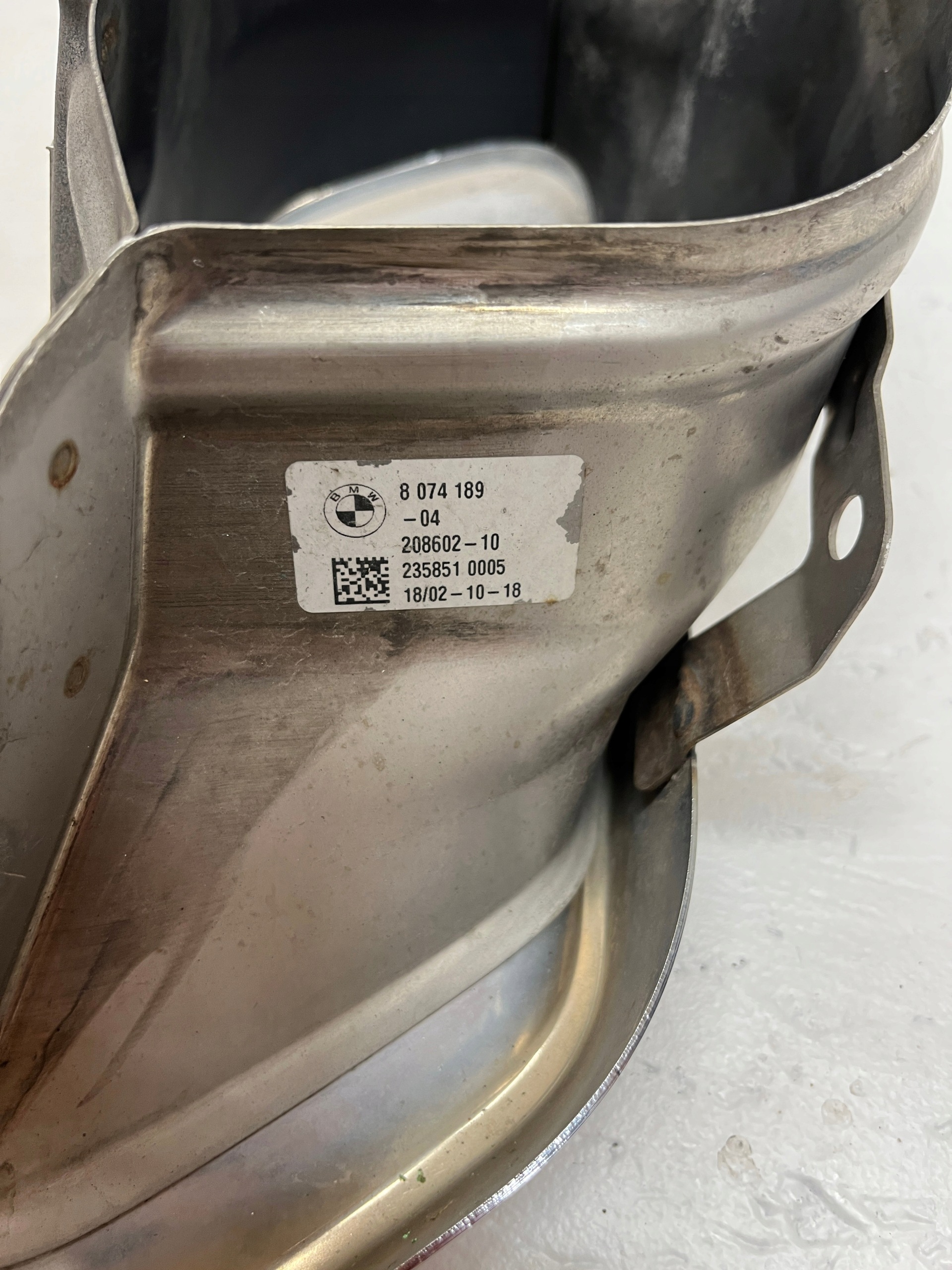 BMW X5 G05 M-Paket Endrohr links OE image 8