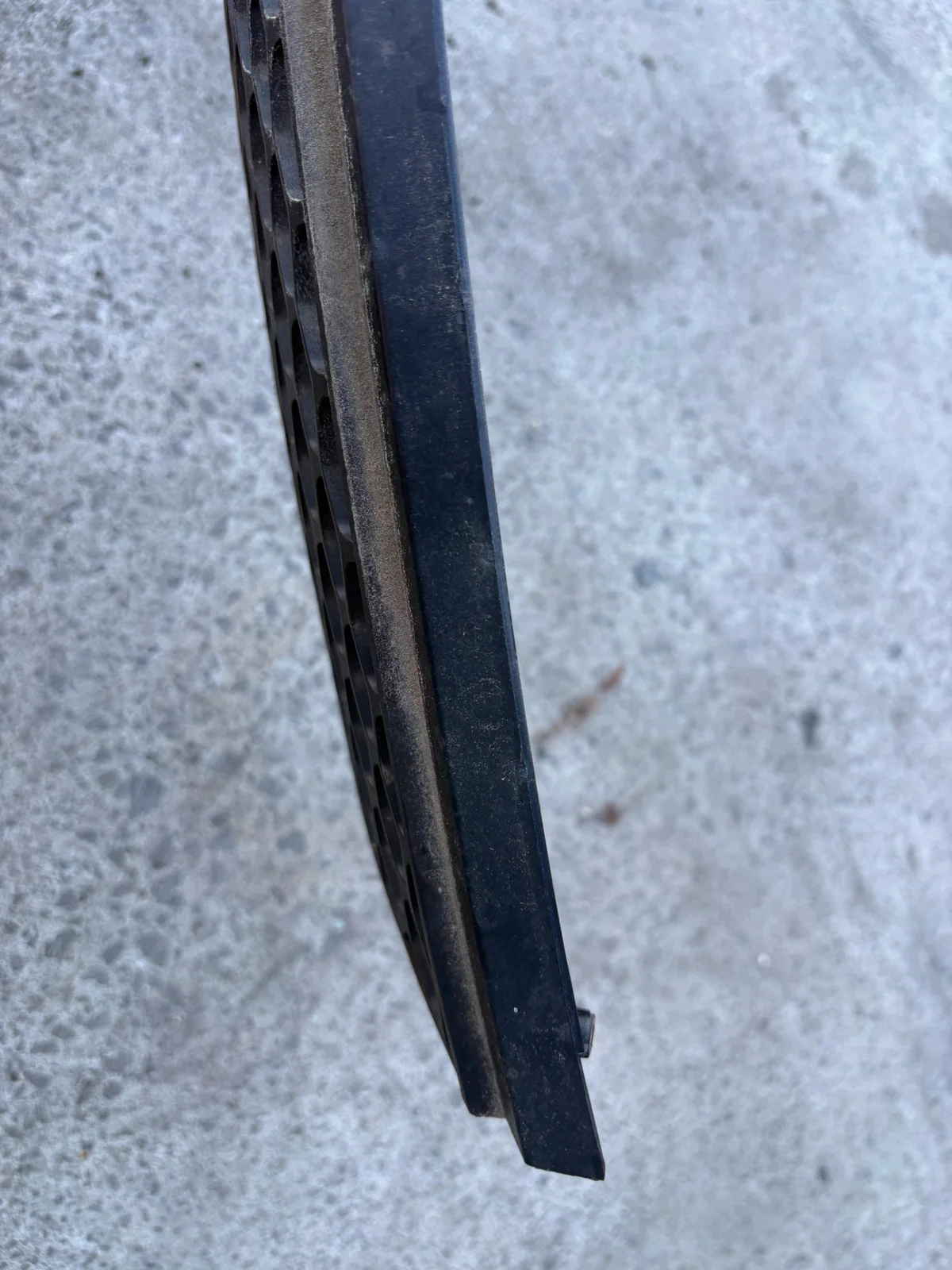 Suzuki Swift Mk6 Grill 71741-72K10 image 7