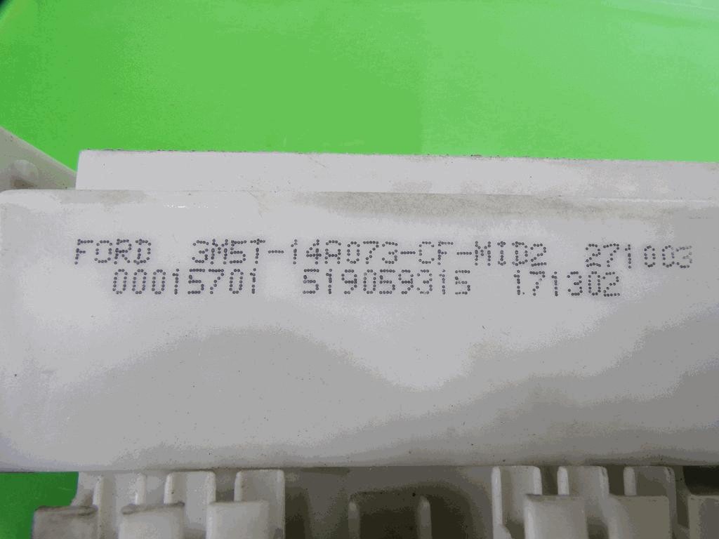 Ford C-Max 1,6 TDCI sulakelaatikko F-397019- image 5