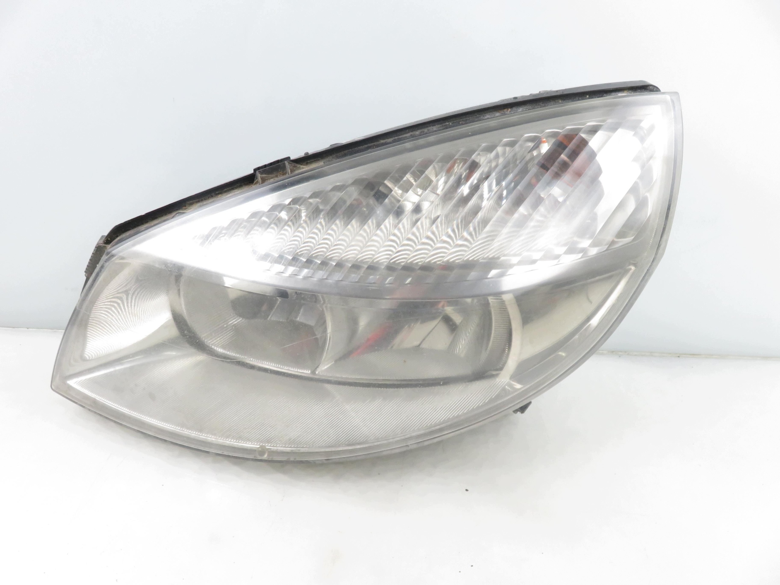 Farol Esquerdo Renault Scenic II Usado image 2