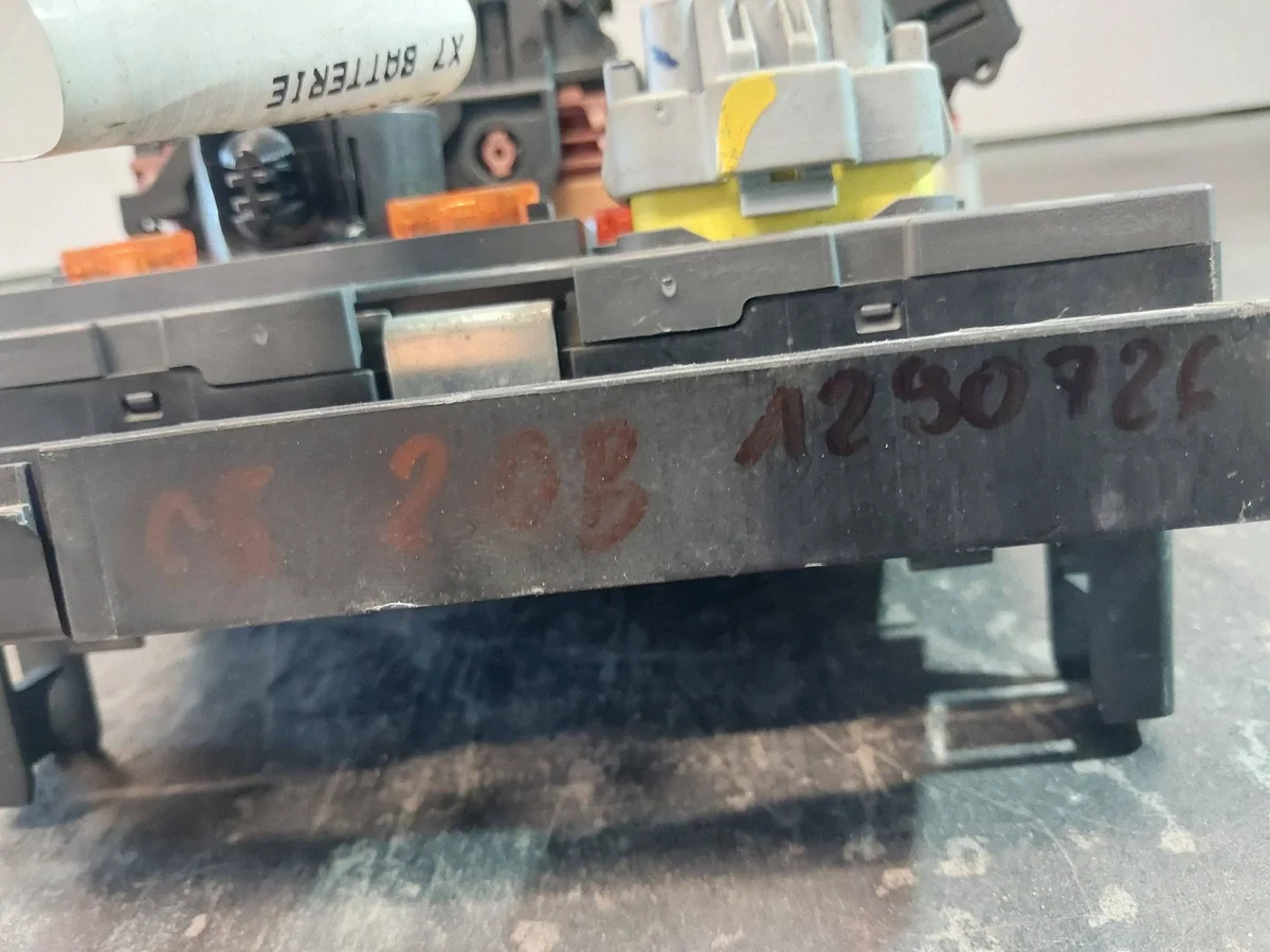 Module confort Citroën C5 2.0b 9664705980 image 6