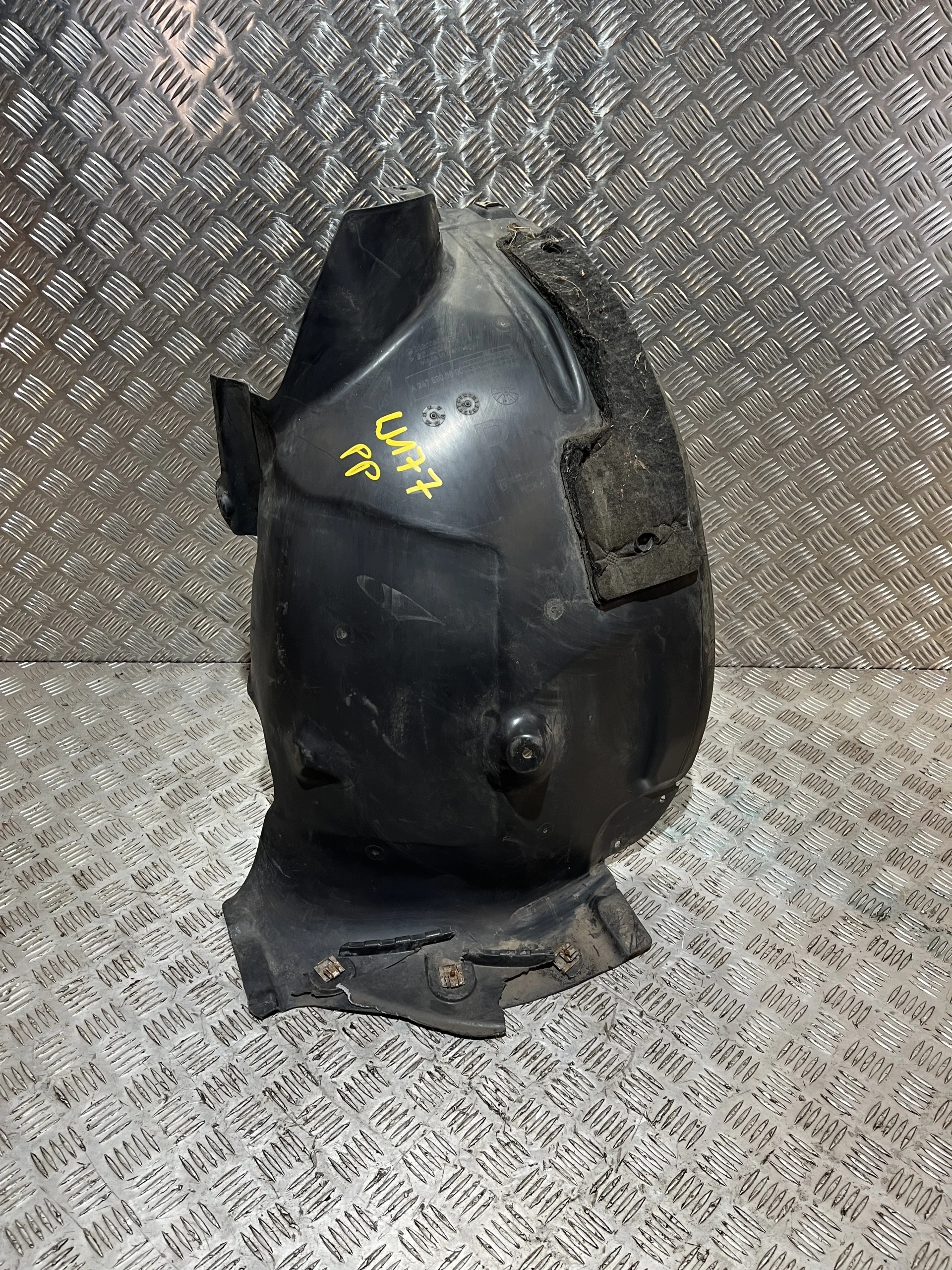 Radlauf rechts vorne Mercedes W177 HB 18- OEM A2479009703 image 3