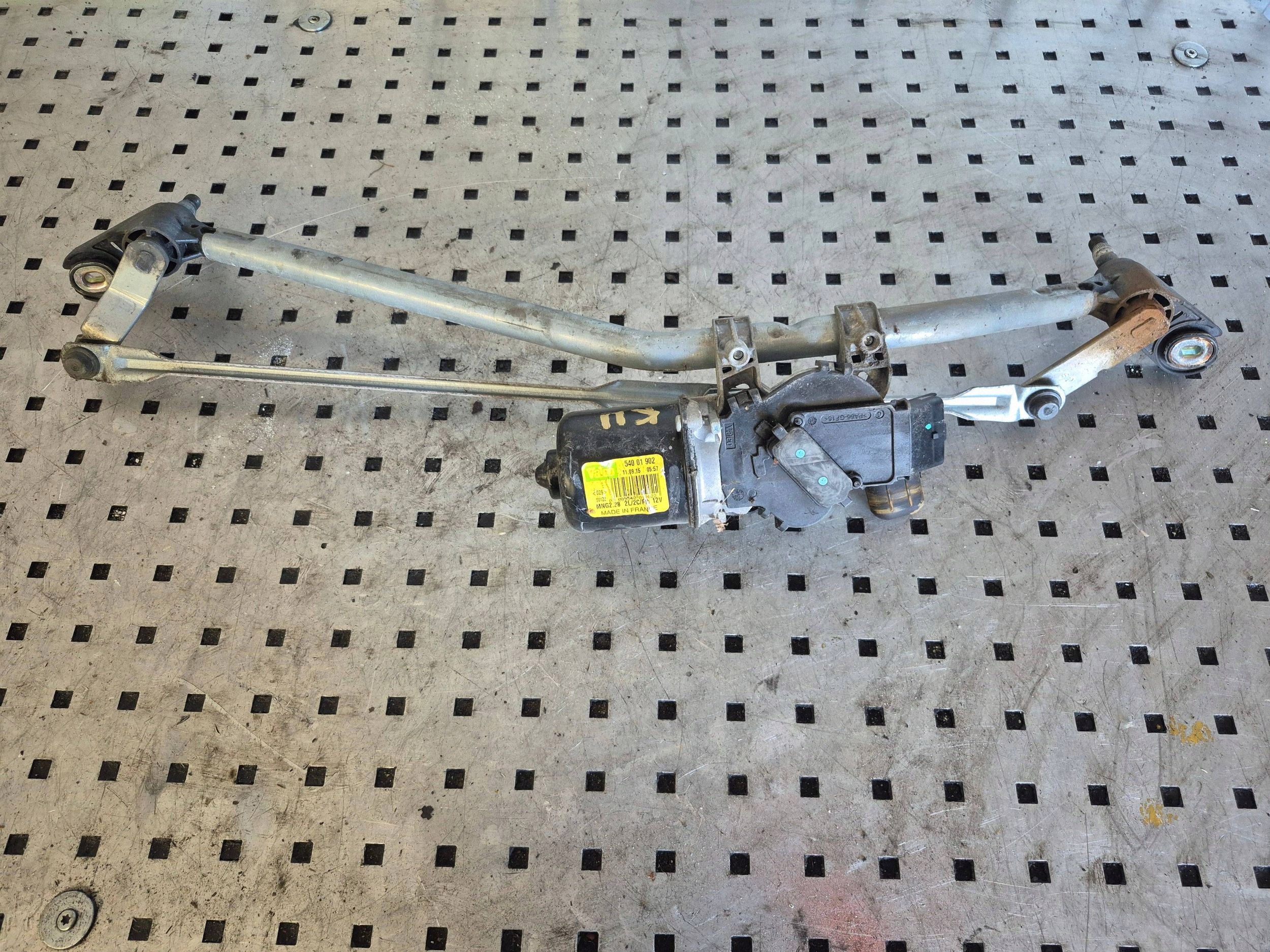 Renault Kangoo Scheibenwischermotor 54001902 image 2
