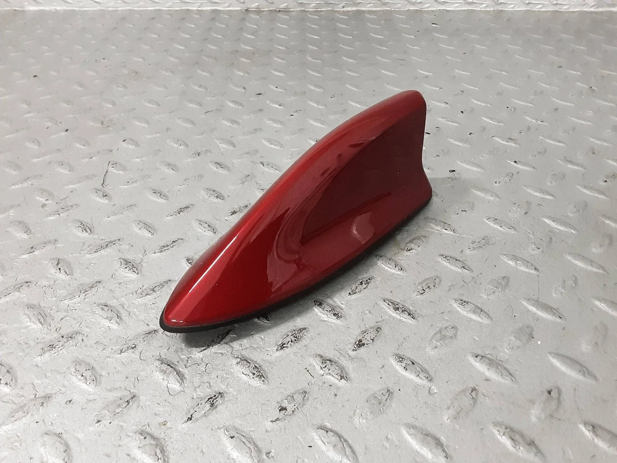 Antenne GPS Toyota Yaris XP210 86077K0010D5