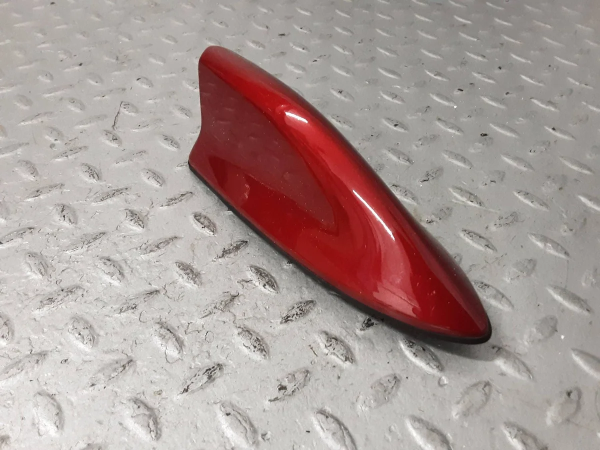 GPS-antenni Toyota Yaris XP210 86077K0010D5