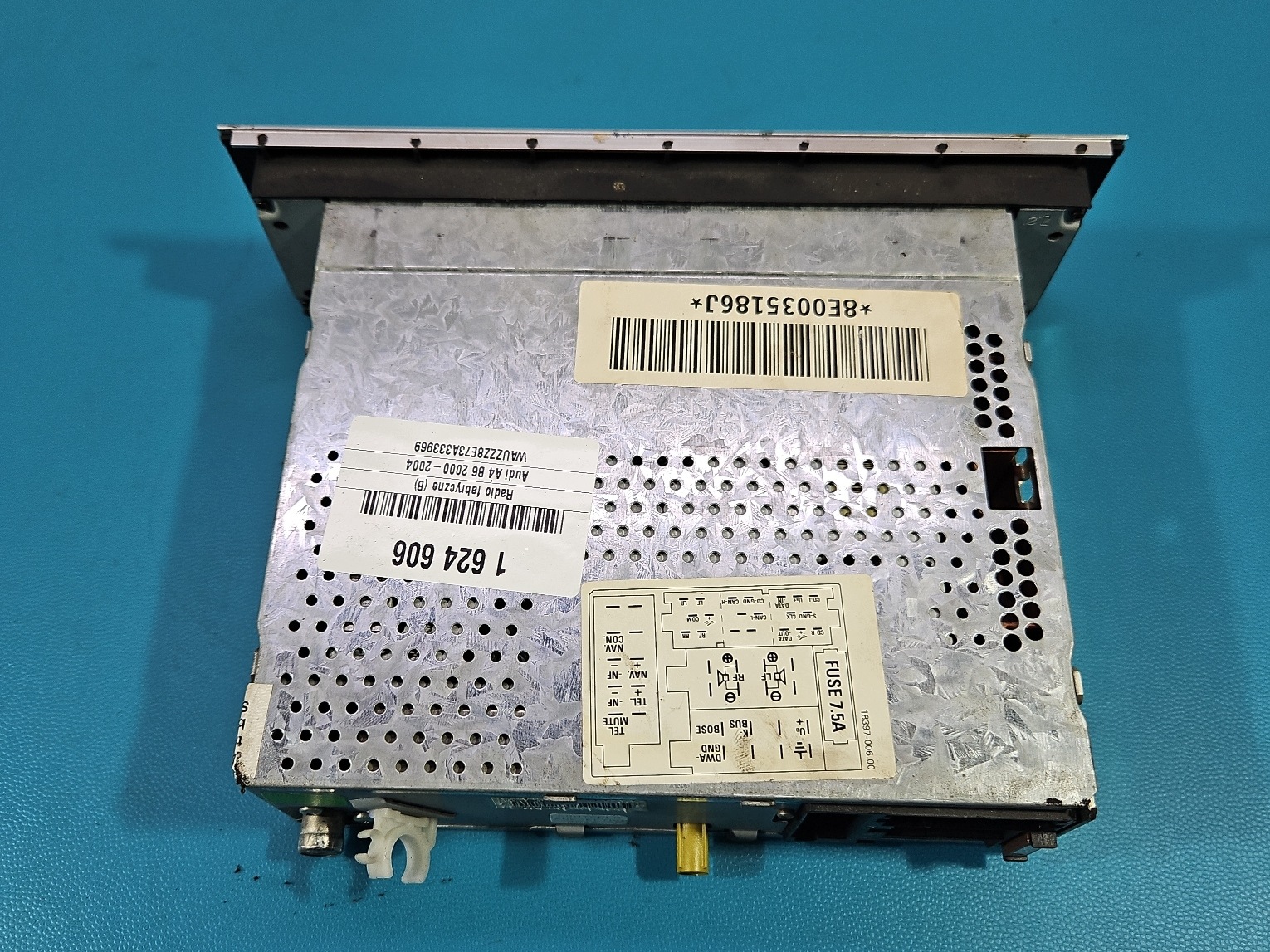 Radio Audi A4 B6 8E0035186J image 5