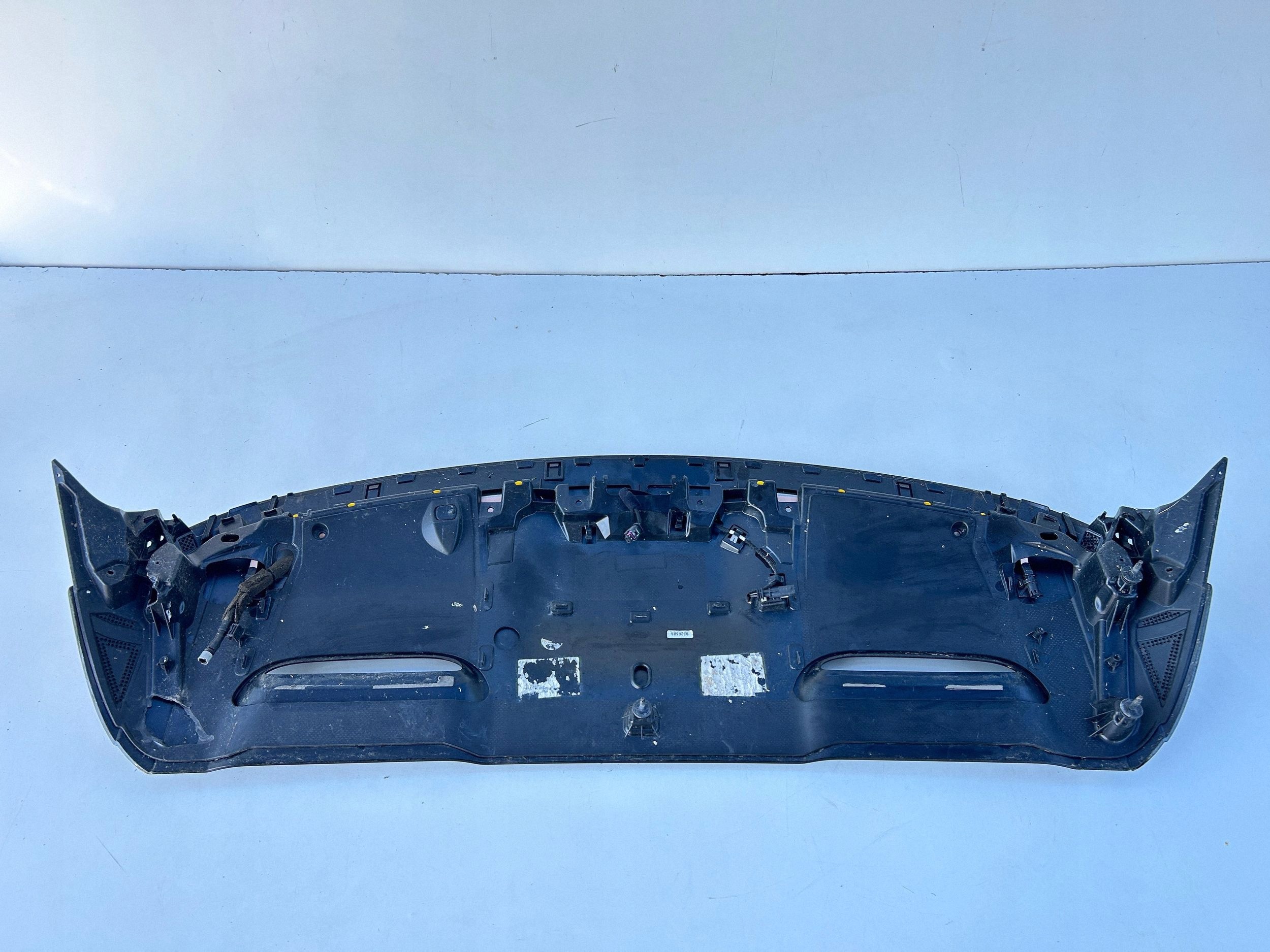 Land Rover Range Rover Velar J8A244210A image 6