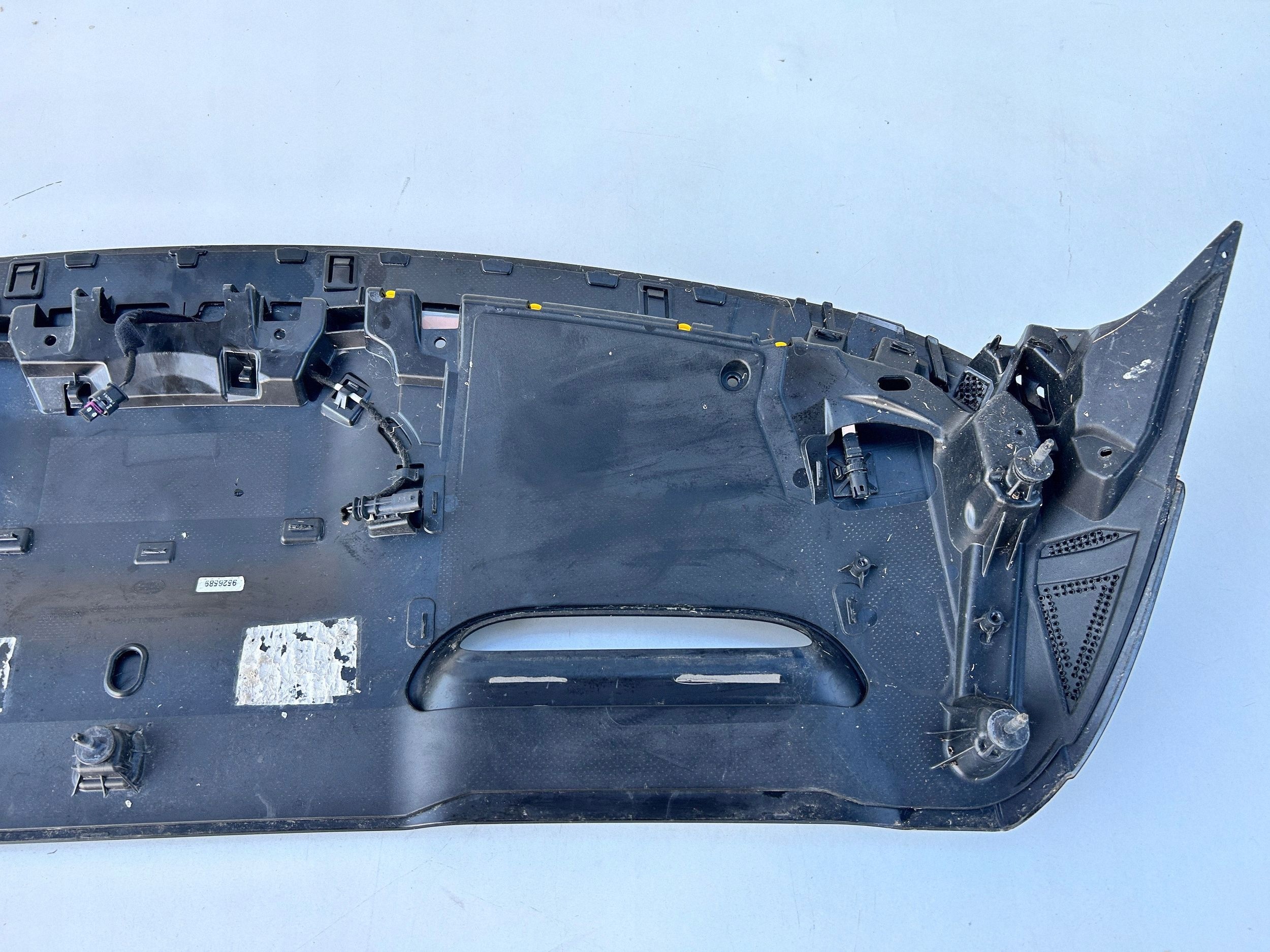 Land Rover Range Rover Velar J8A244210A image 8
