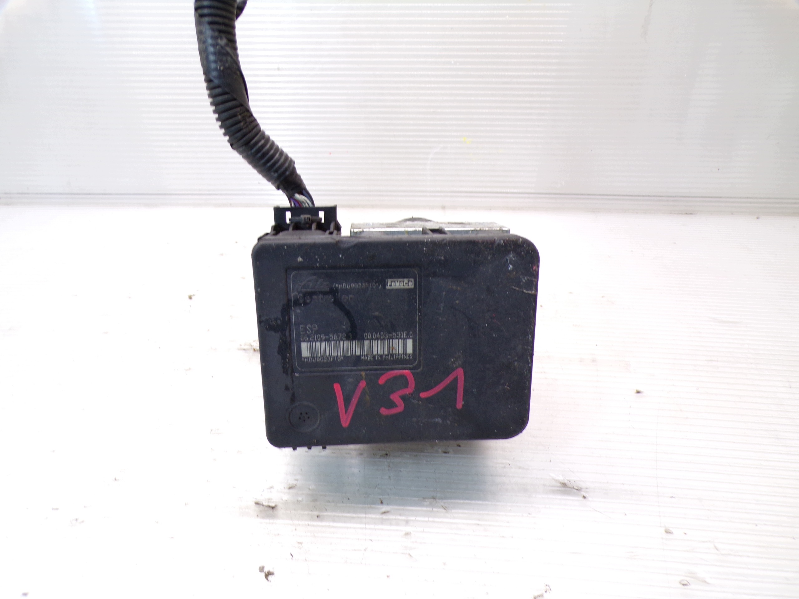 ABS-pumppu Ford Fiesta Mk7 8V51-2C405-AE image 2