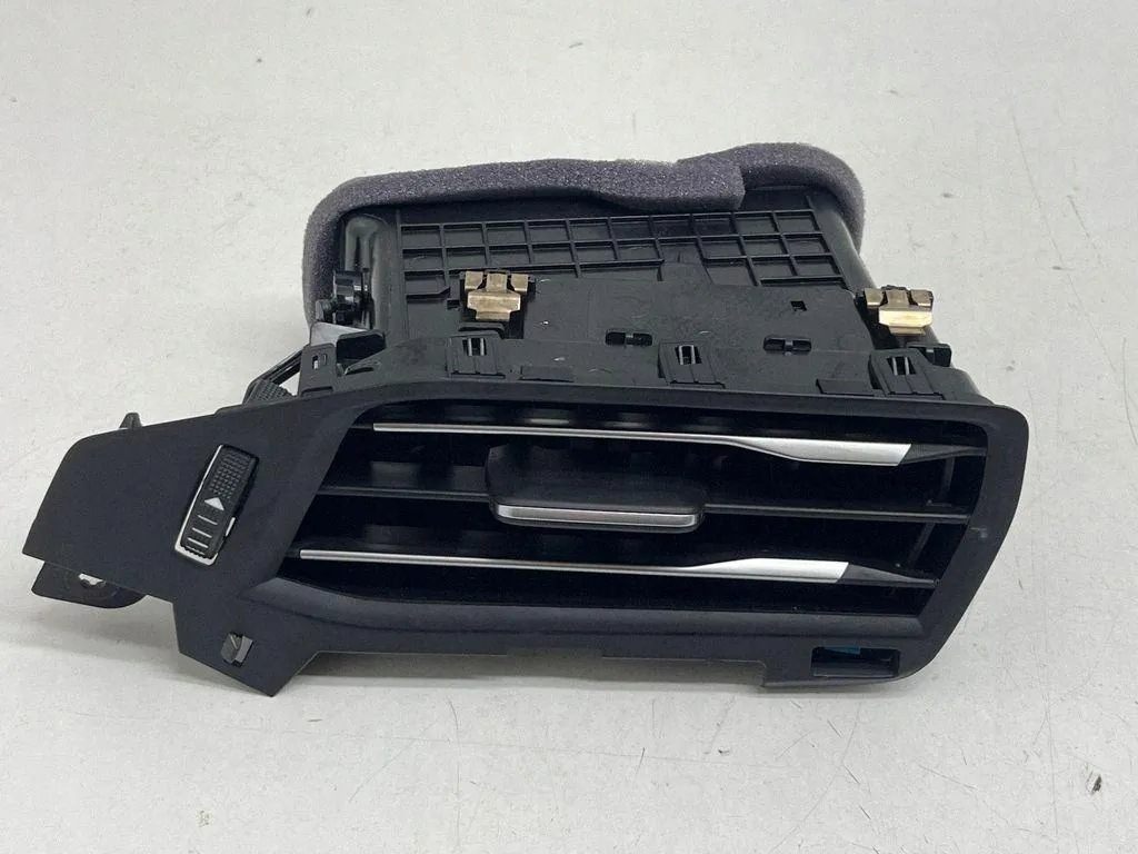 Aérateurs SEAT JX7B19893 d'occasion image 2