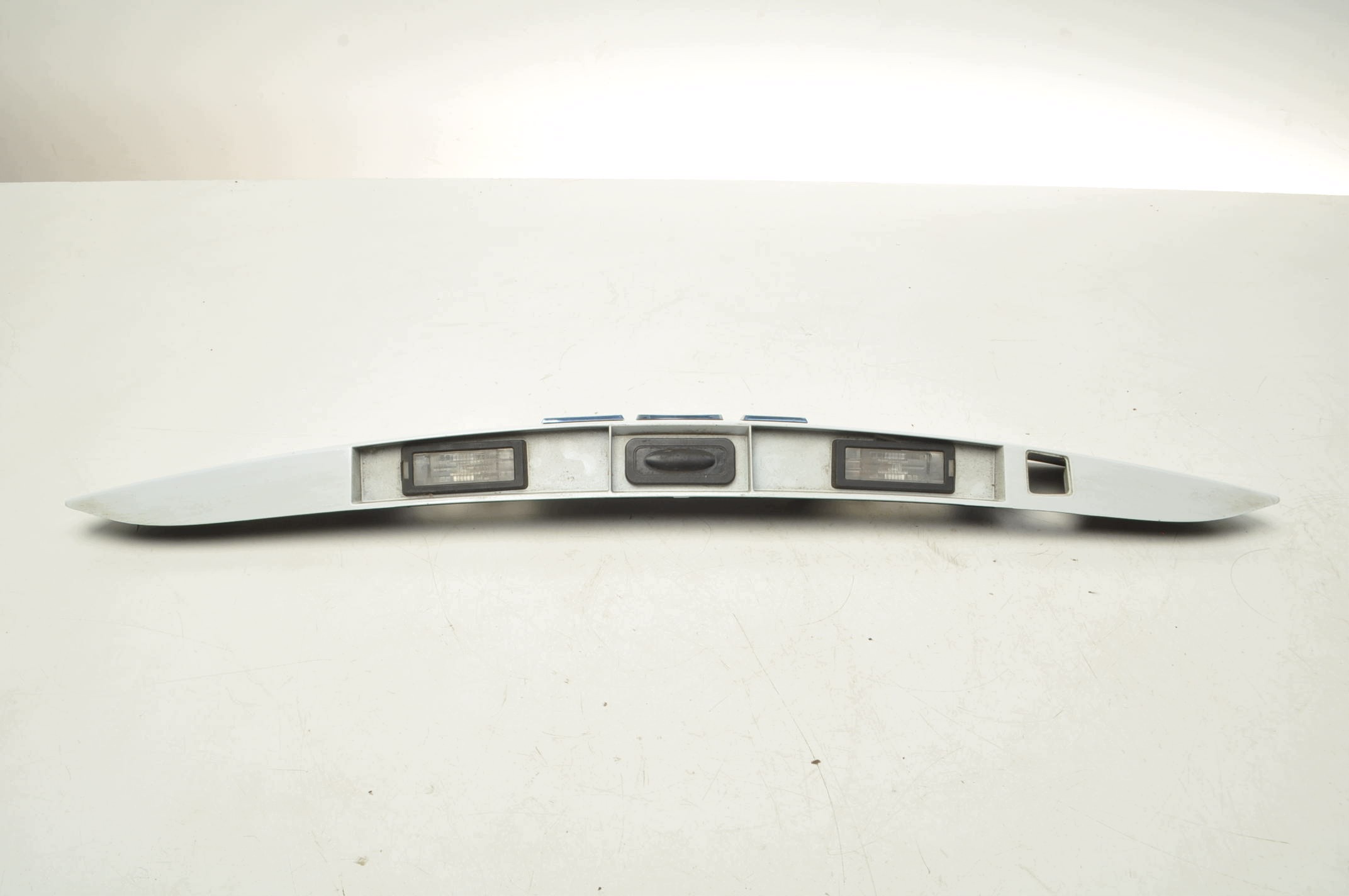 Takaluukun lista Renault Zoe, OEM 440428
