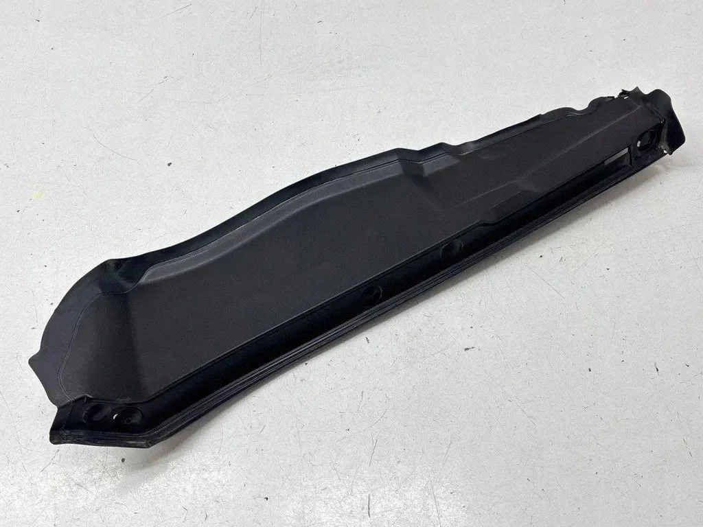 Spatbordrand BMW X1 F48 51767329400 Gebruikt