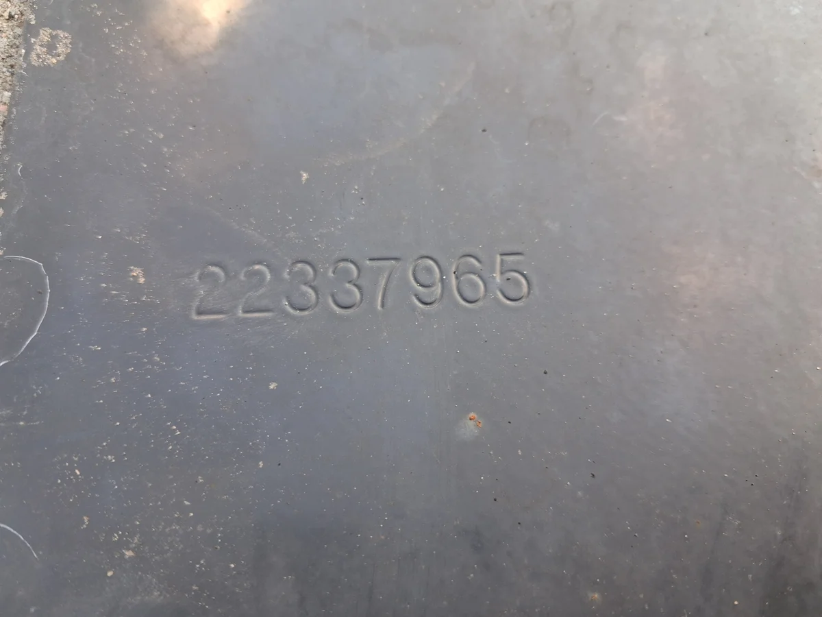 Halteblech AdBlue Tank Renault Volvo image 3