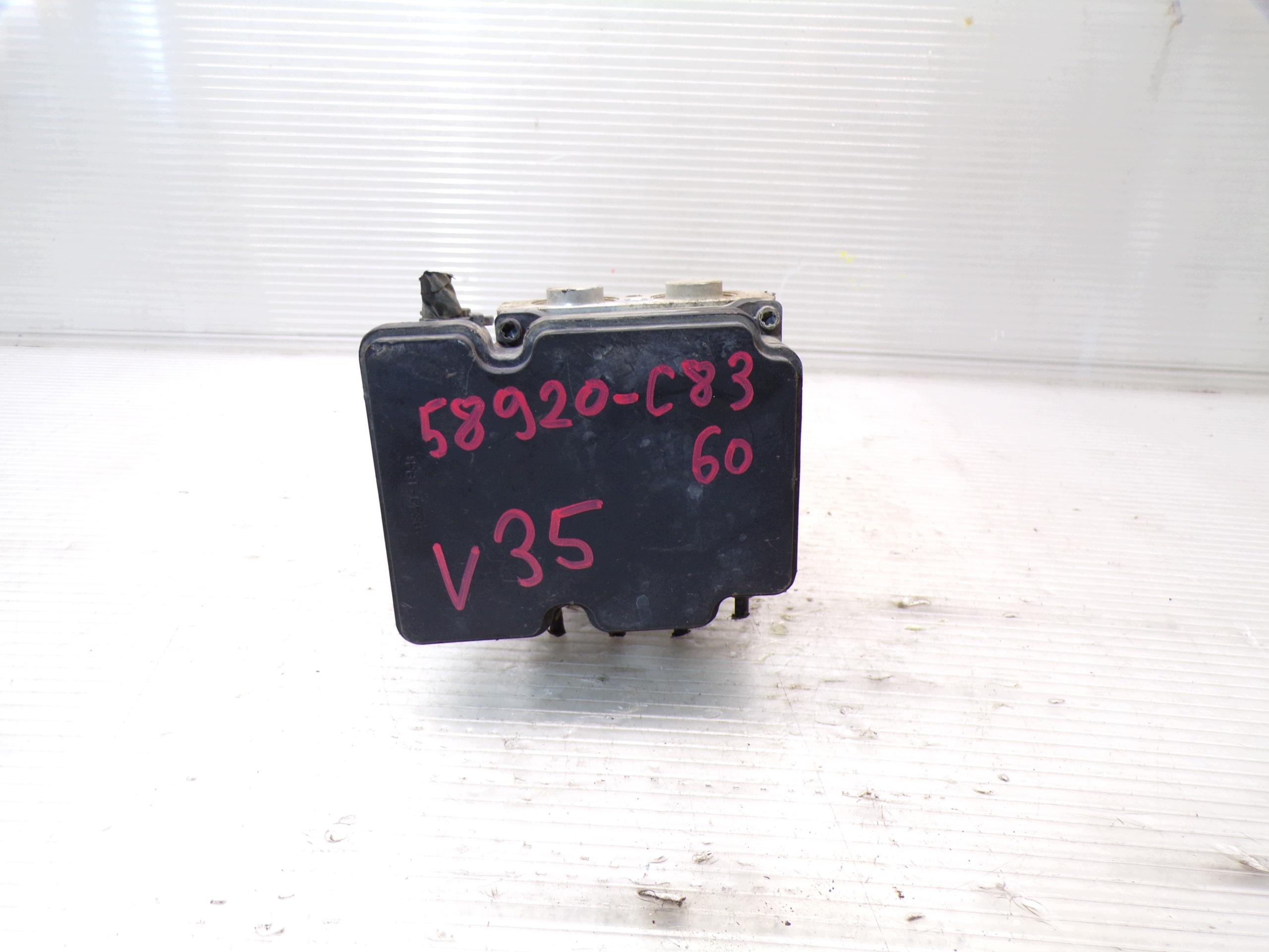 Pompe ABS Hyundai i20 58920-C8360 image 2
