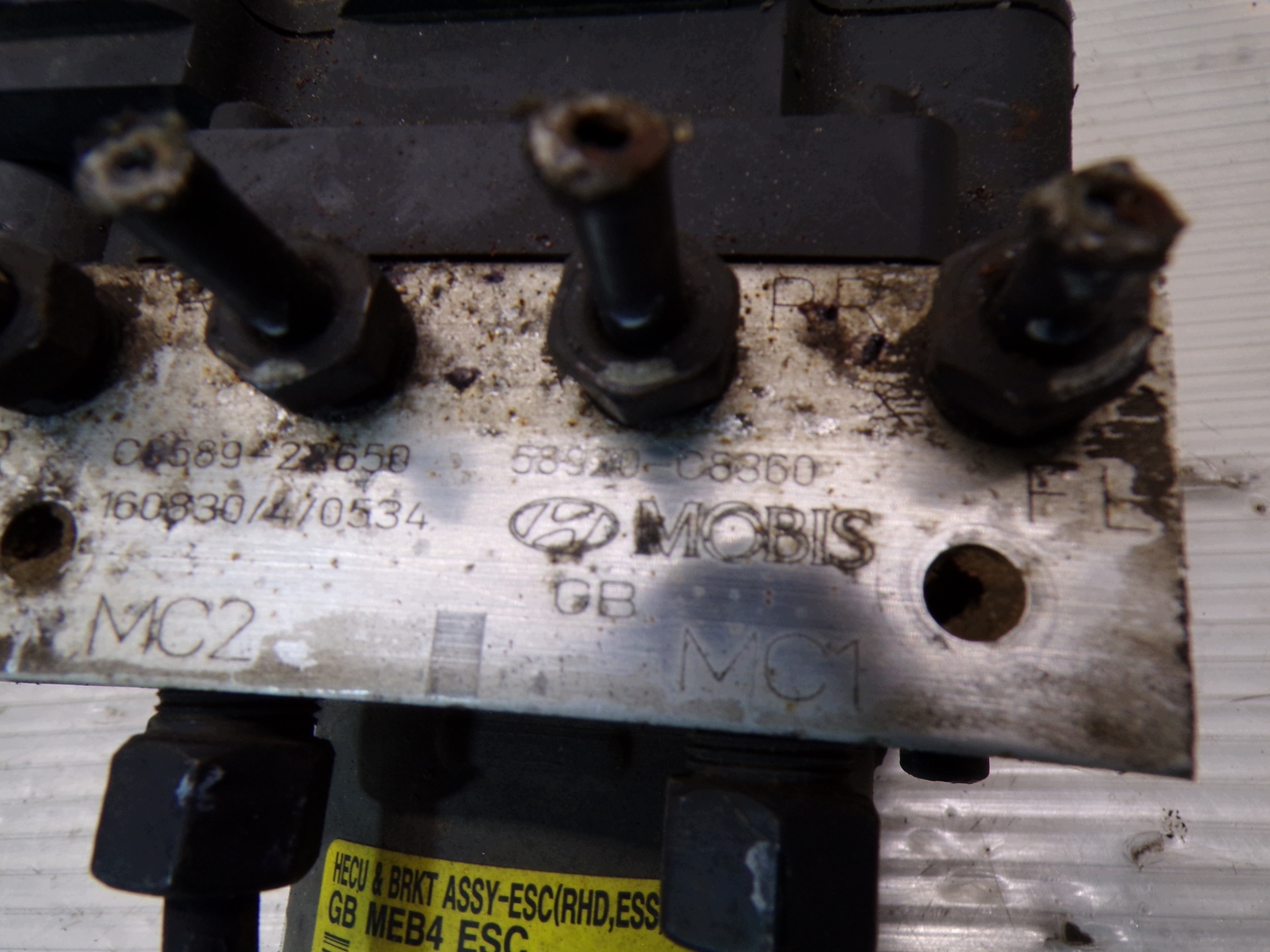 Pompe ABS Hyundai i20 58920-C8360 image 5