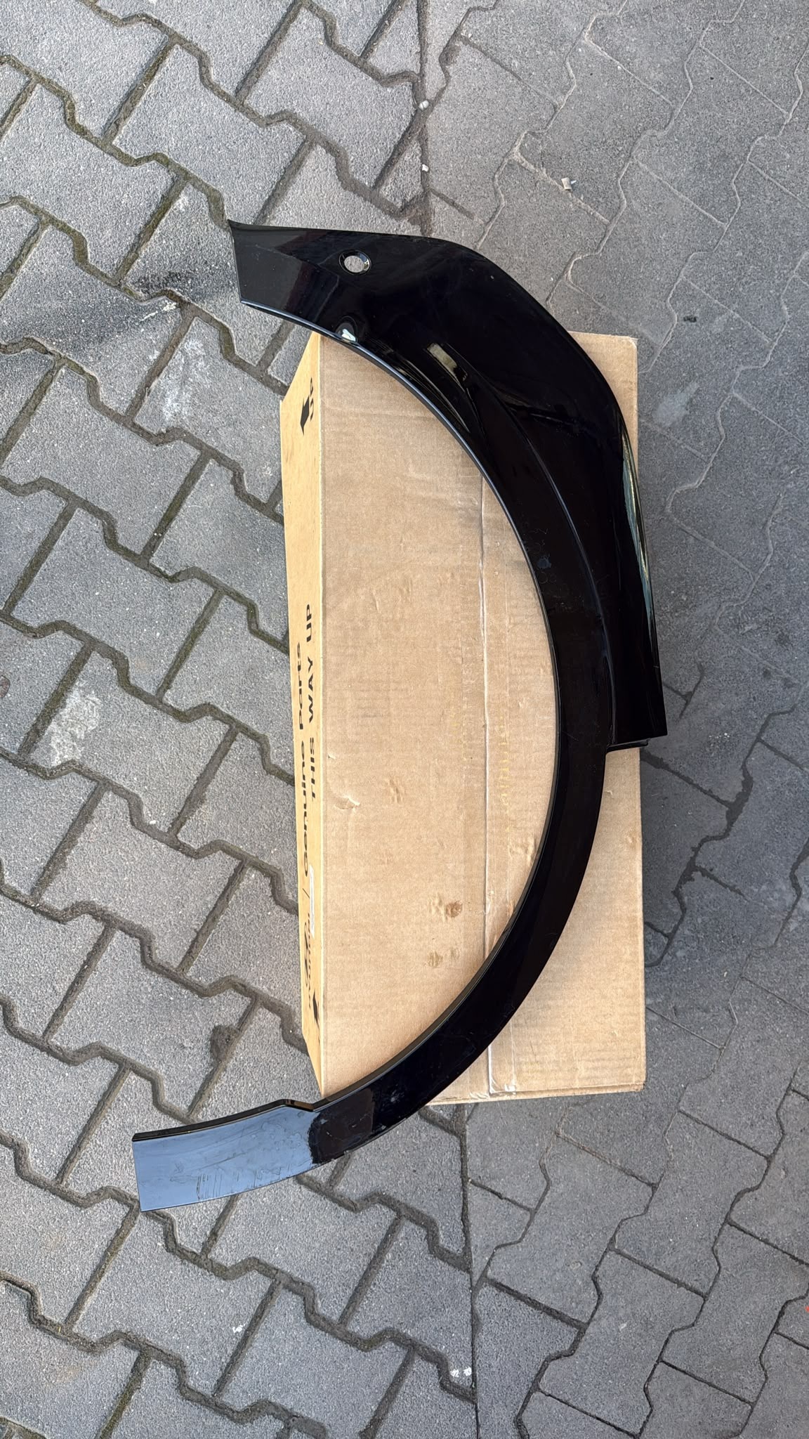 KIA EV3 2024- Listello parafango dx posteriore image 2