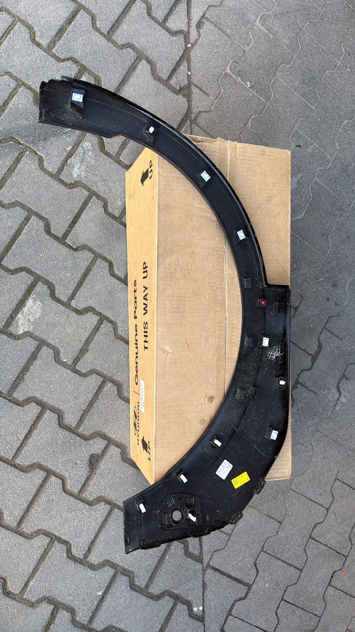 KIA EV3 2024- Listello parafango dx posteriore image 3