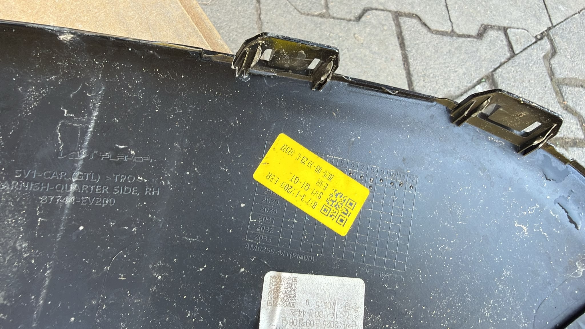 KIA EV3 2024- Listello parafango dx posteriore image 4