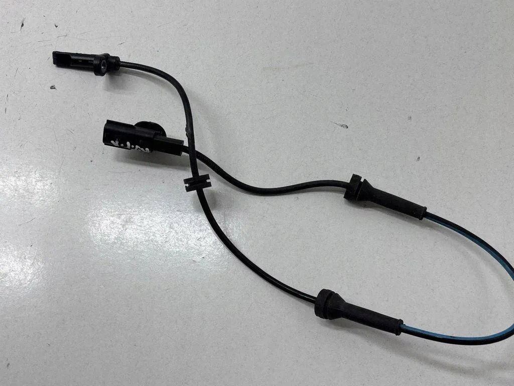 Nissan X-Trail T33 Sensor ABS 479106RR0A image 3