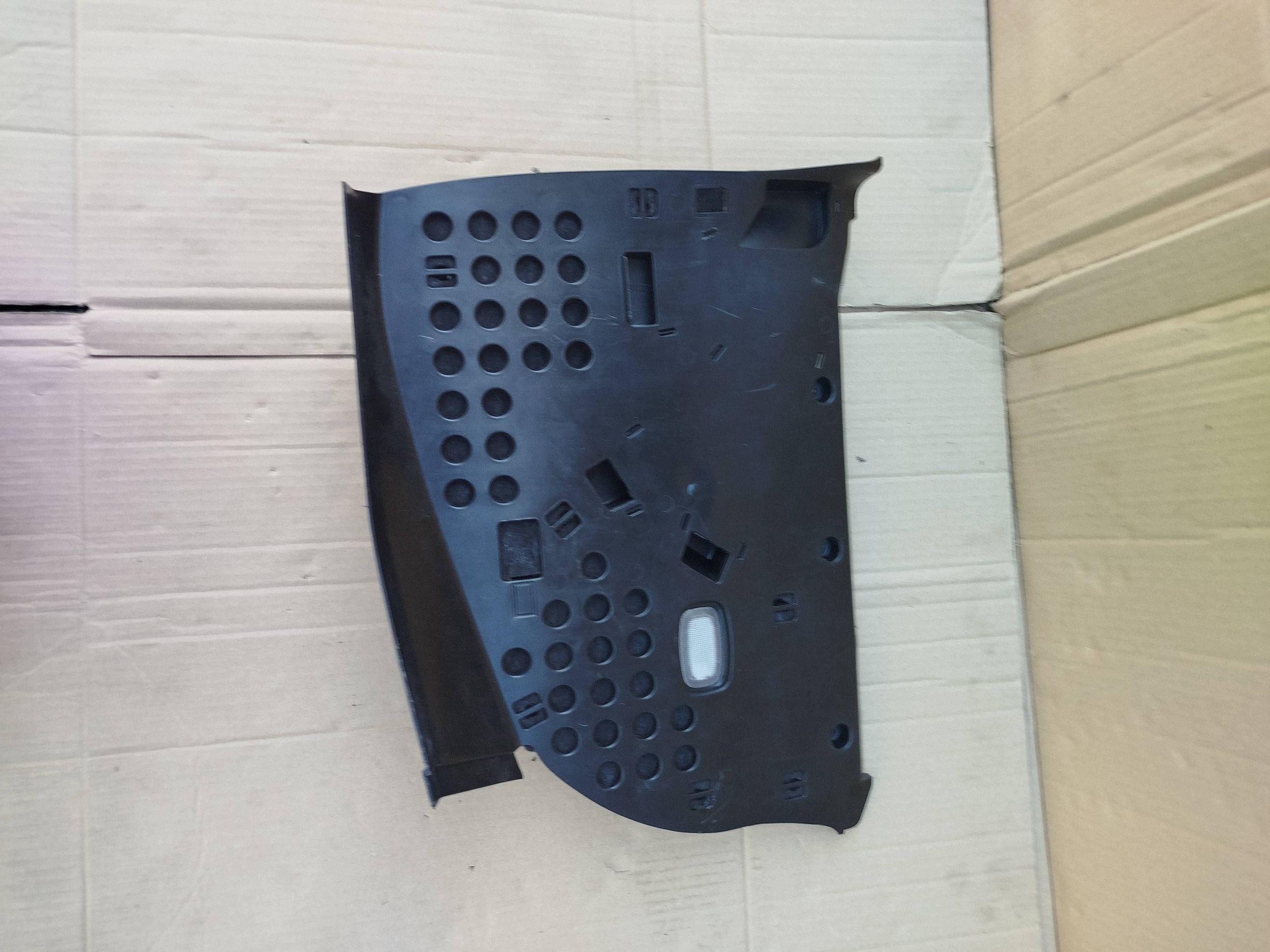 Cache pieds passager Mercedes E W212 A2126809901 image 2