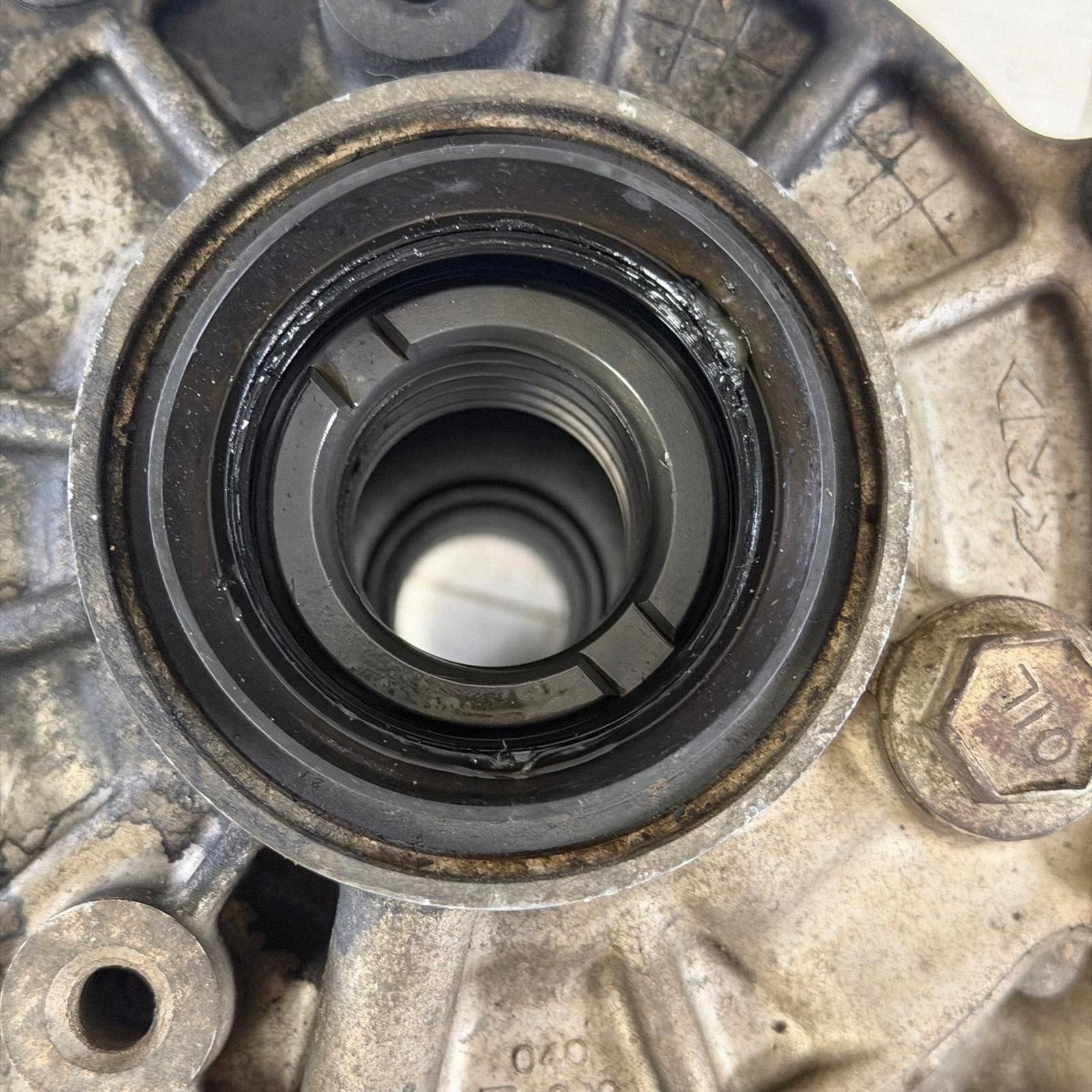 Mitsubishi Outlander III Differential Reducer image 6