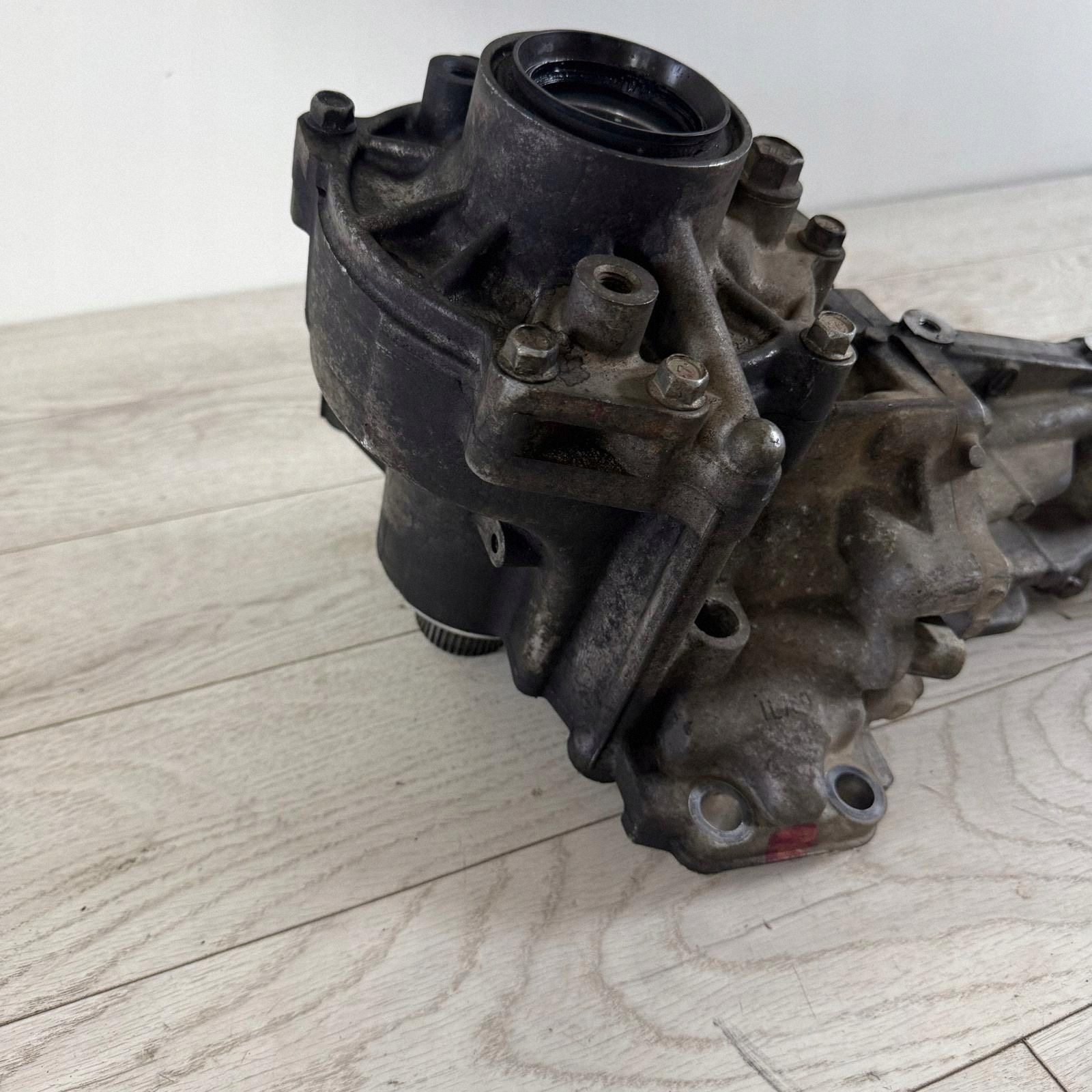 Mitsubishi Outlander III Differential Reducer image 7