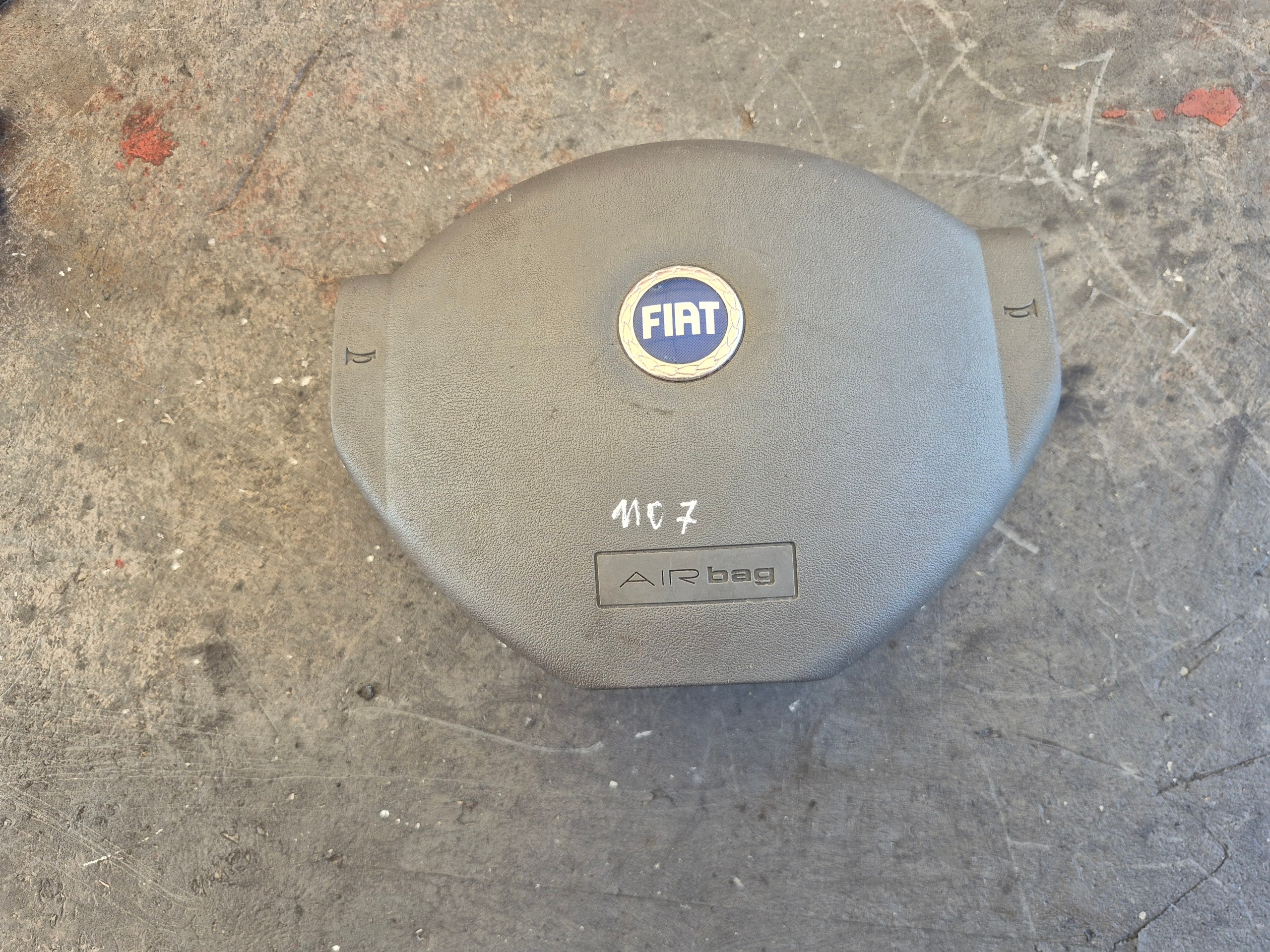 Fiat Panda II Airbag Fahrer 30340401 image 2