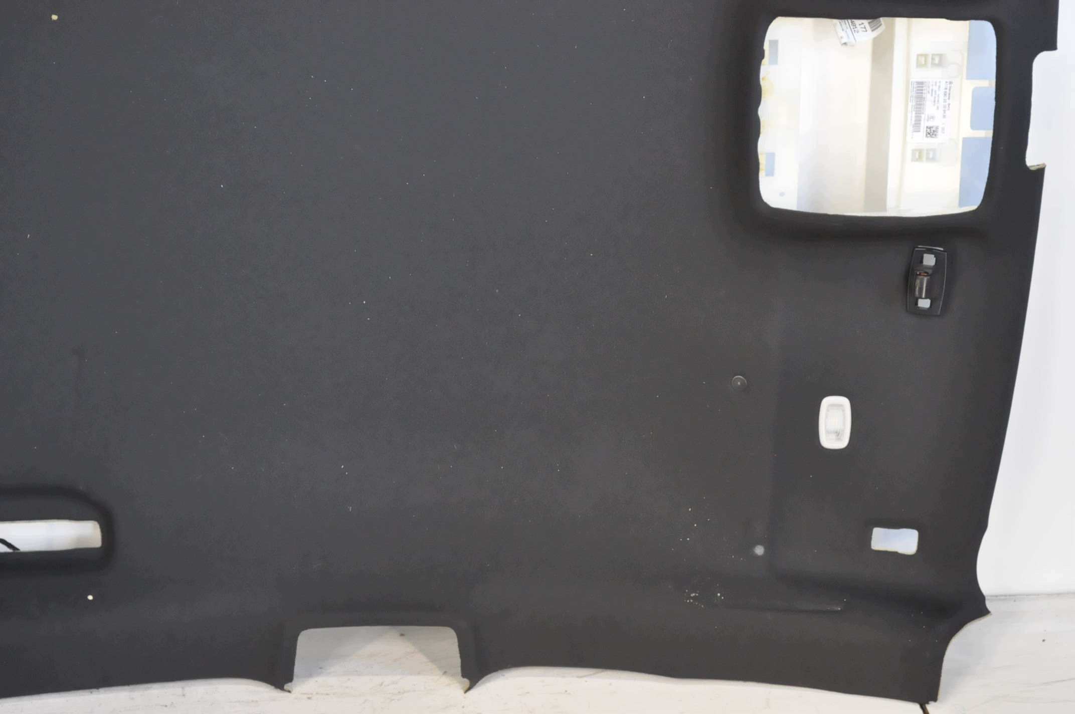 Pavillon intérieur Mercedes CLA W118 OEM 440698 image 10