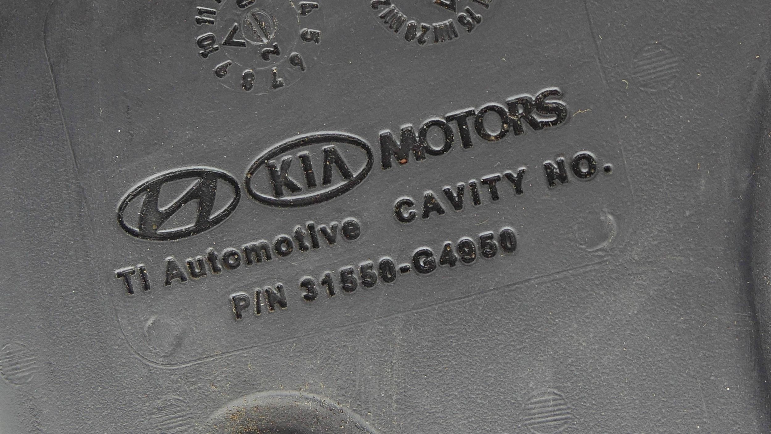 AdBlue tank Kia Sorento 2.2 CRDI WAH46580 image 6