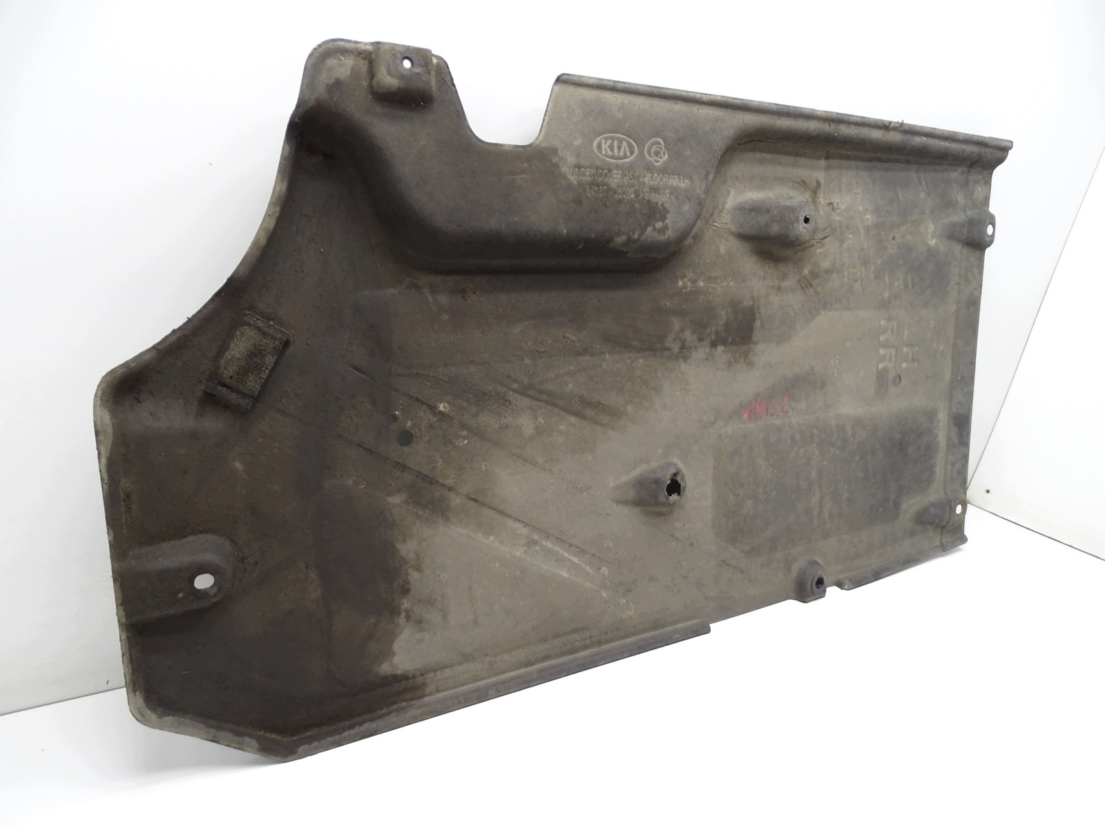 Placa Inferior Kia Stinger 84137-J5000 Usada