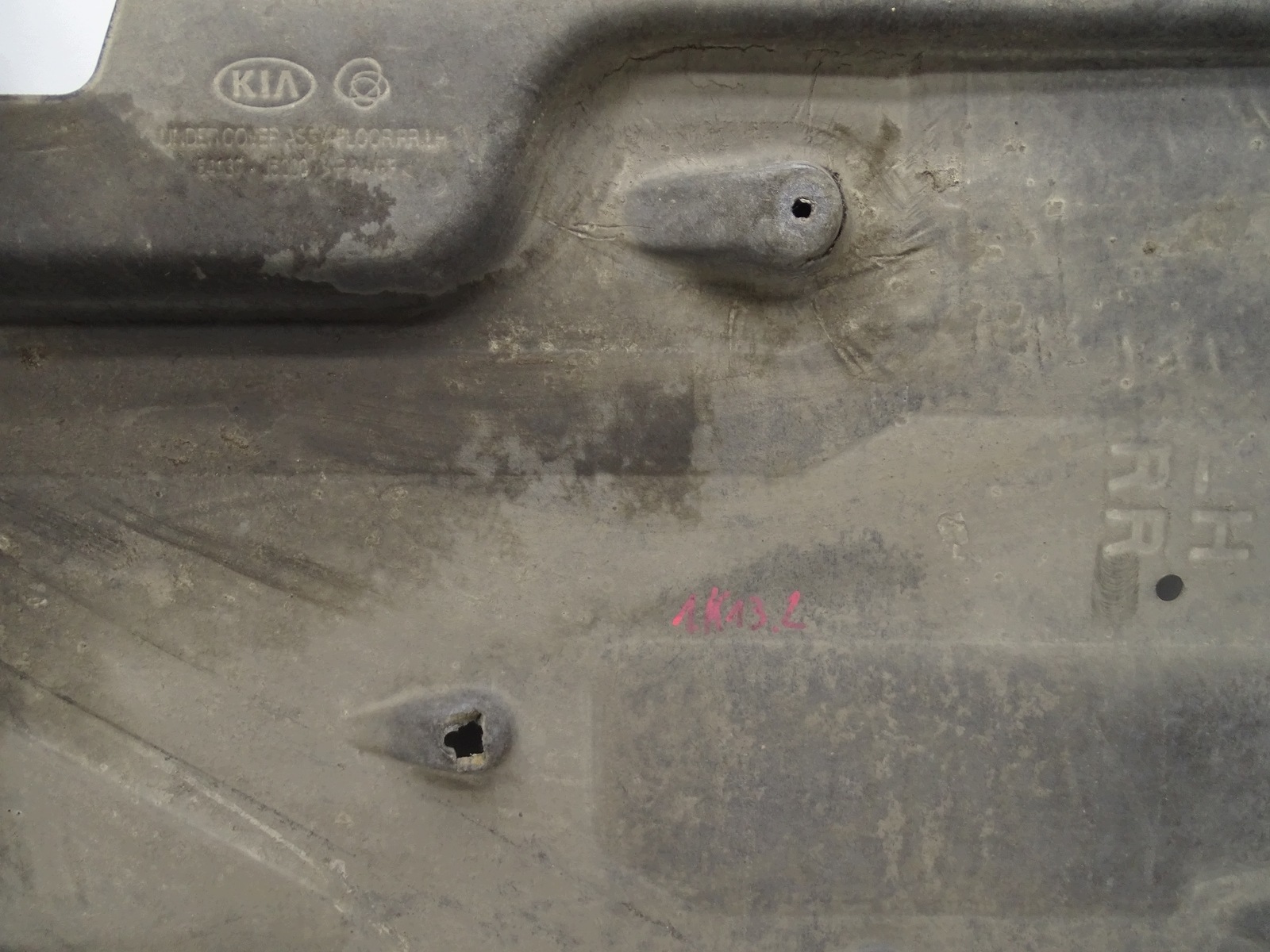 Unterbodenschutz Links Kia Stinger 84137-J5000 image 5