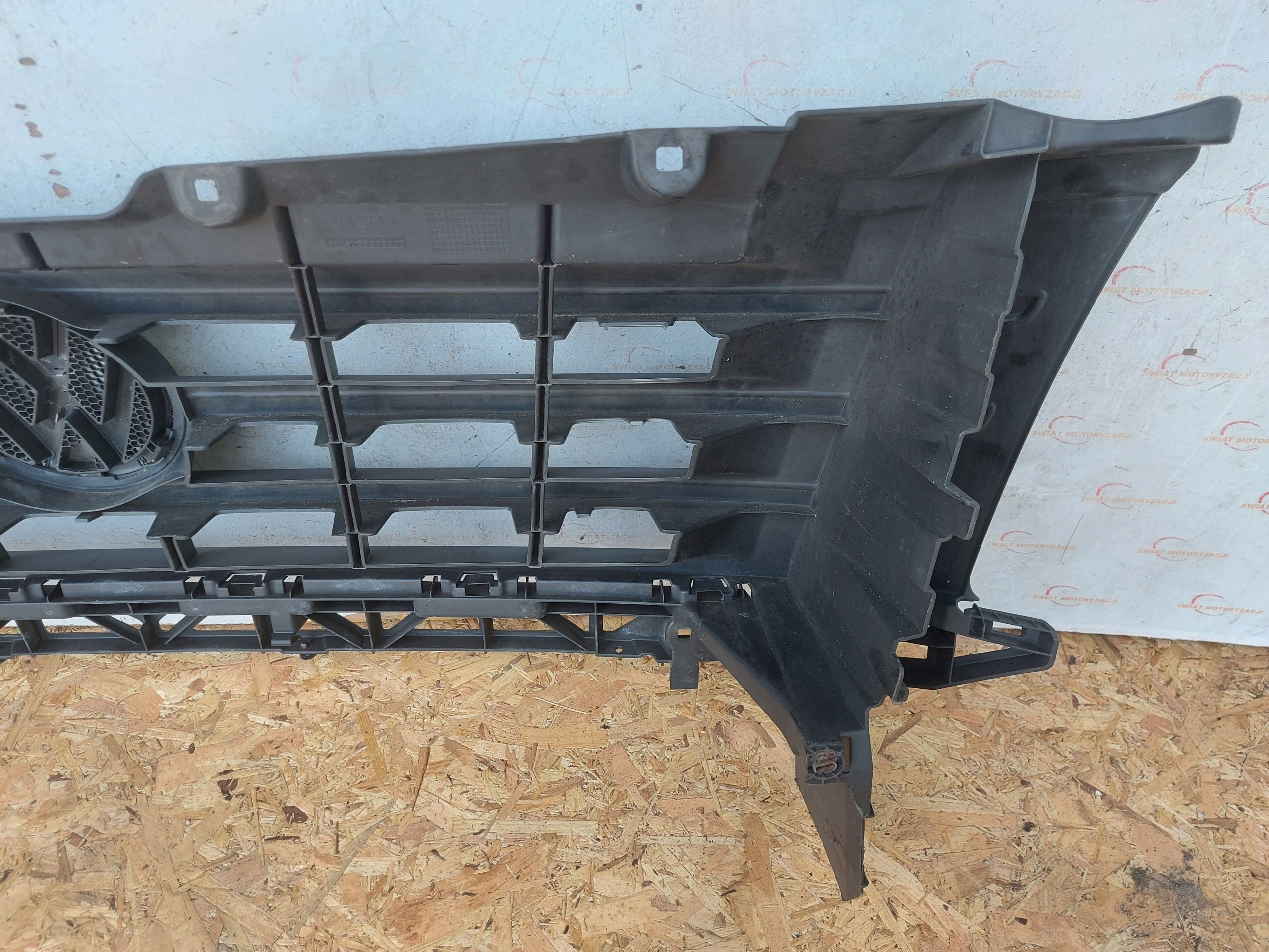 VW Crafter grill 2E0853653E image 8