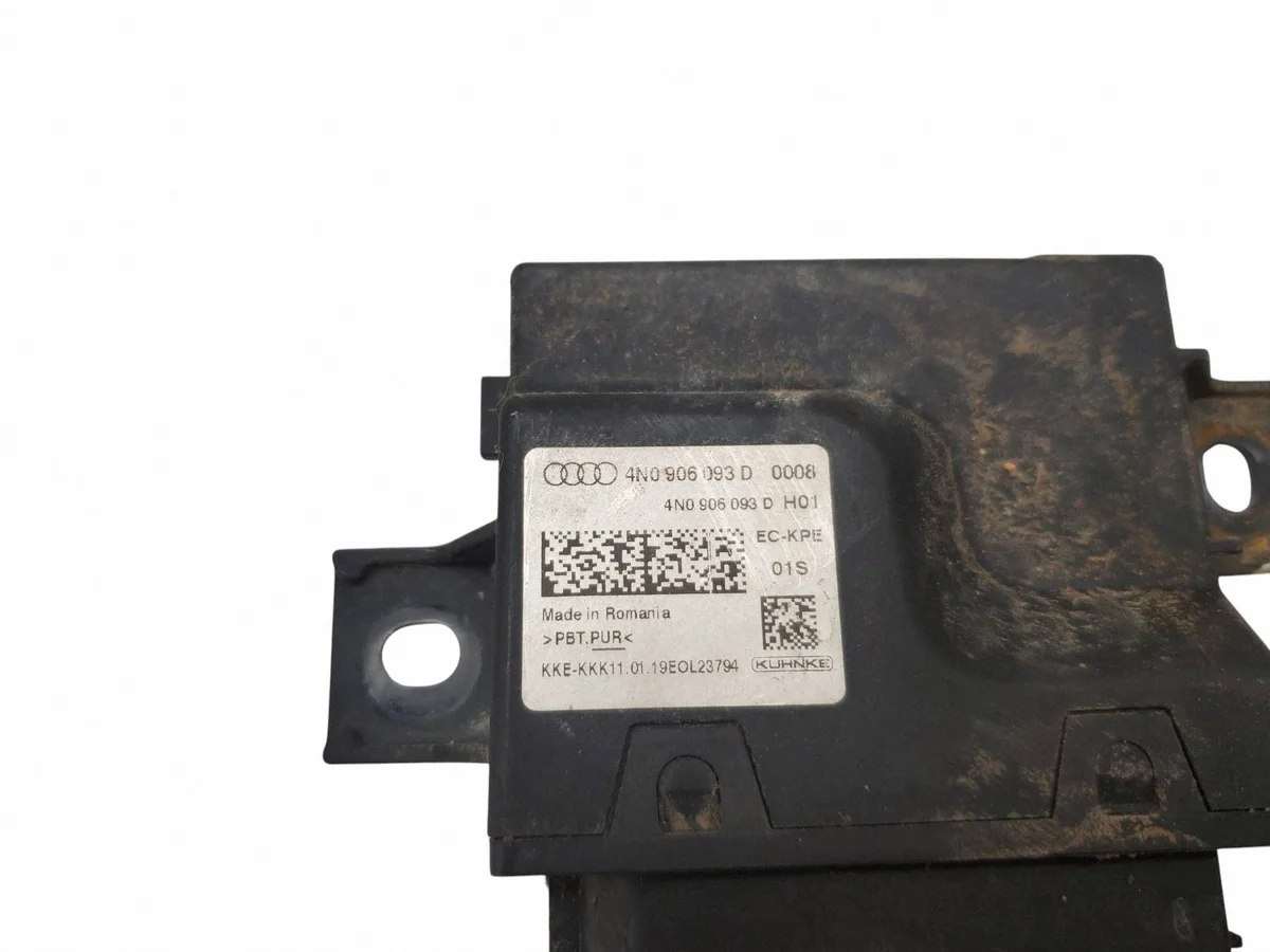 Audi A8 S8 D5 4N0906093D Steuergerät Pumpe image 5