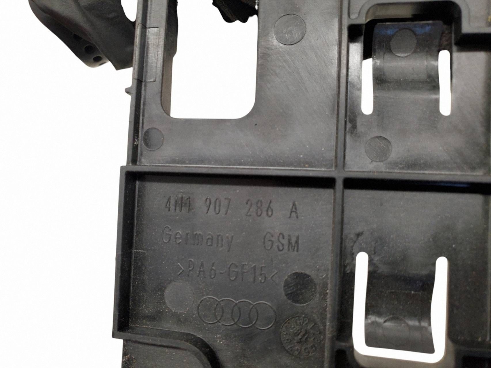 Supporto computer motore Audi A8 S8 D5 4N1907286A usato image 5