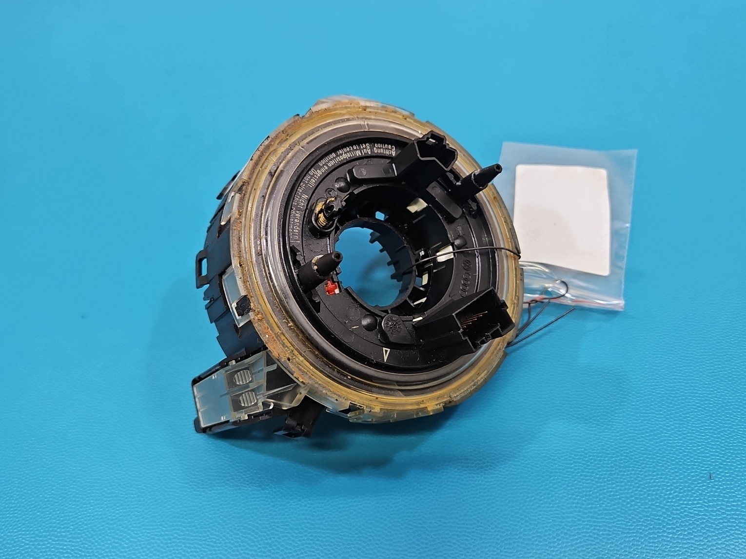 Airbag-Gurtstraffer Audi A4 B6 8E0953541C image 2