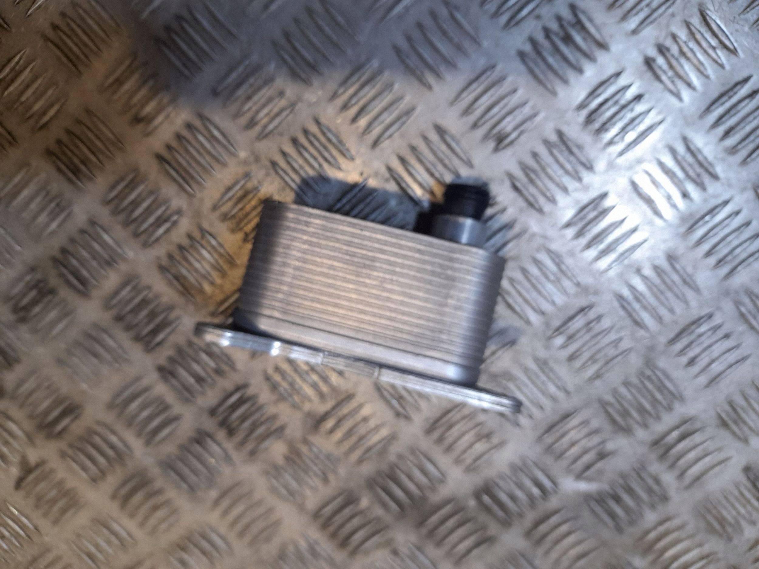 Audi 06K117021E Engine Cooling Radiator Used image 2