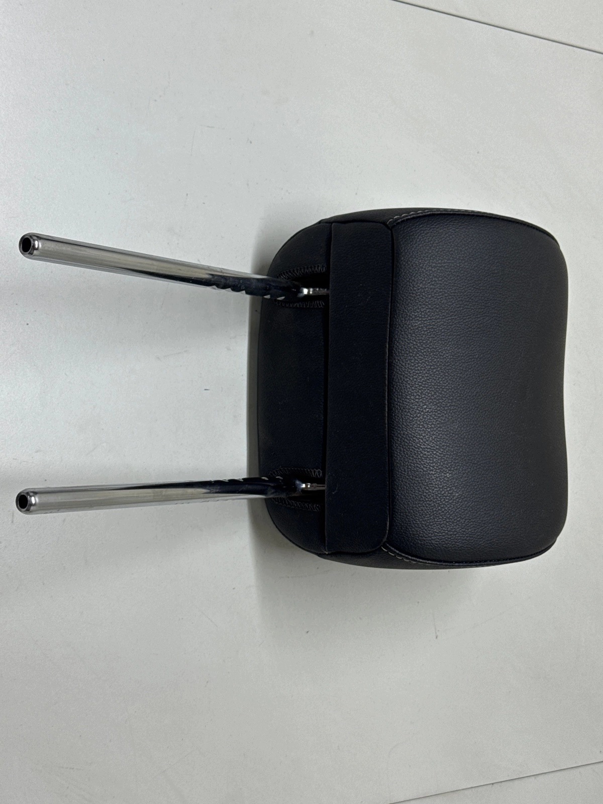 Kia Ceed III Niskatuki Oikea Etu Nahka 6178546_GRIB