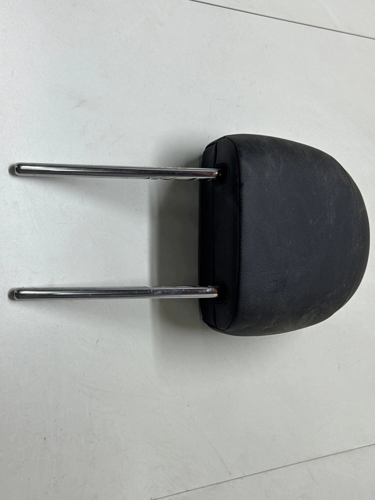 Nackstöd höger fram läder Kia Ceed III 18- OEM 6178546_GRIB image 4