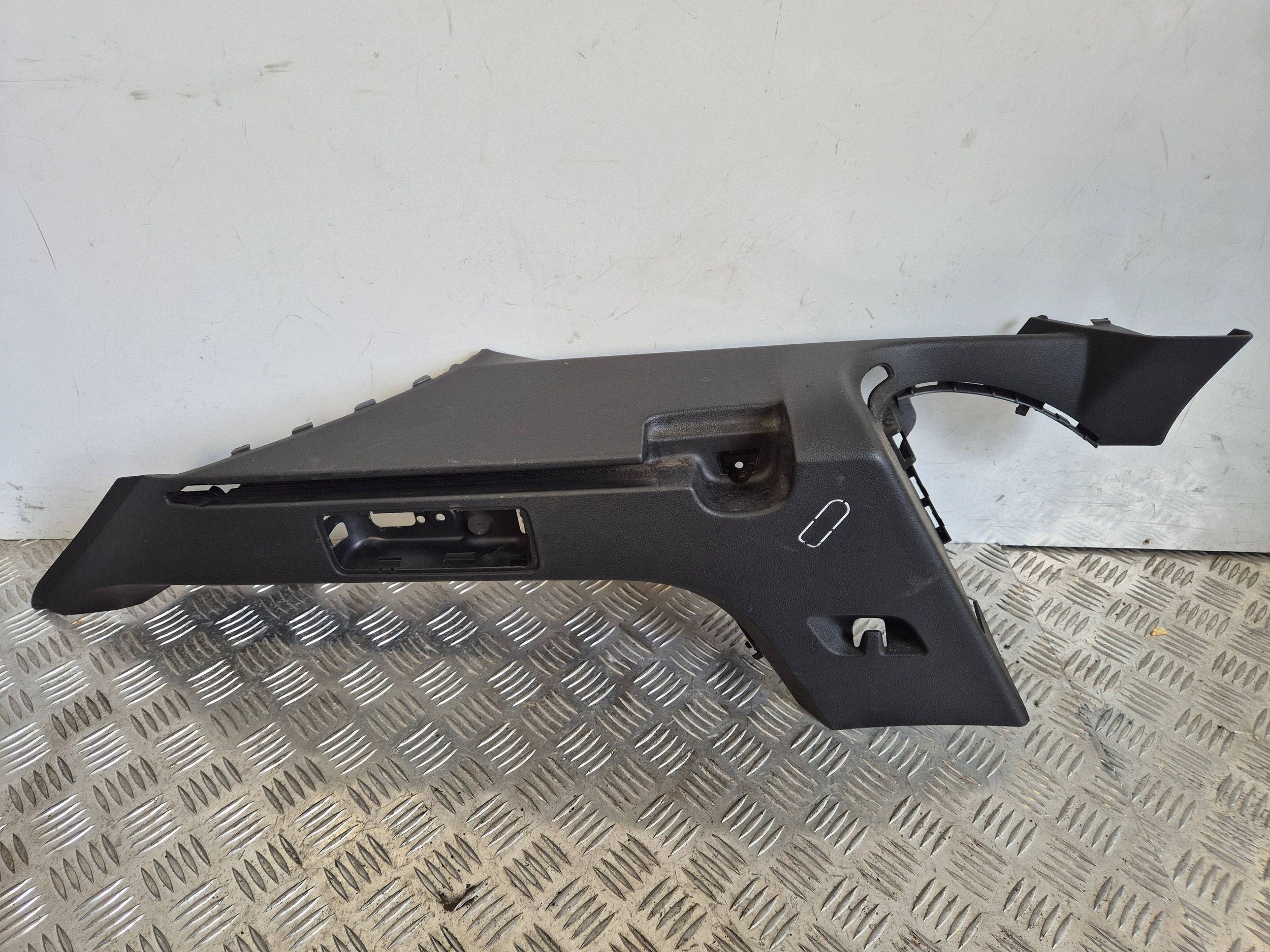 Seat Leon III 5F9 verhoilu vasen 5F9867761 image 2