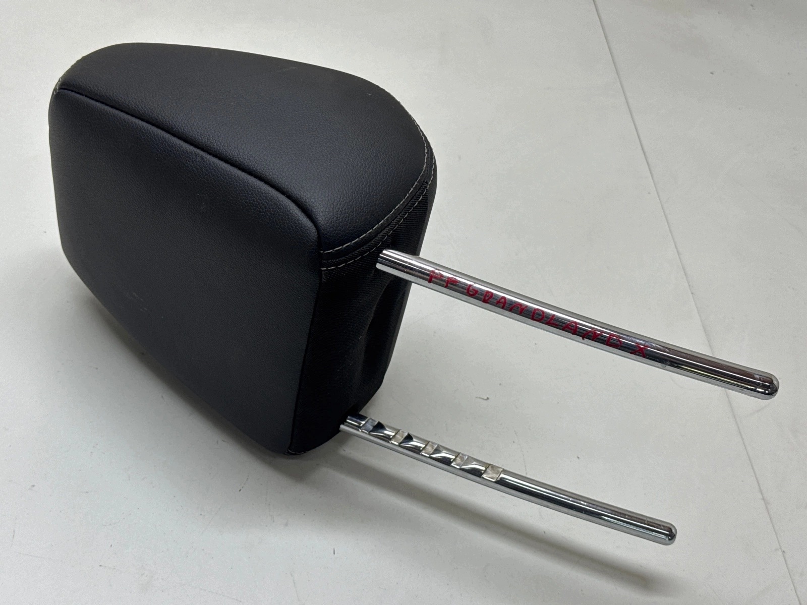 Kopfstütze rechts vorne Leder Opel Grandland X 17-24 OEM 6178545_AGRIB image 4