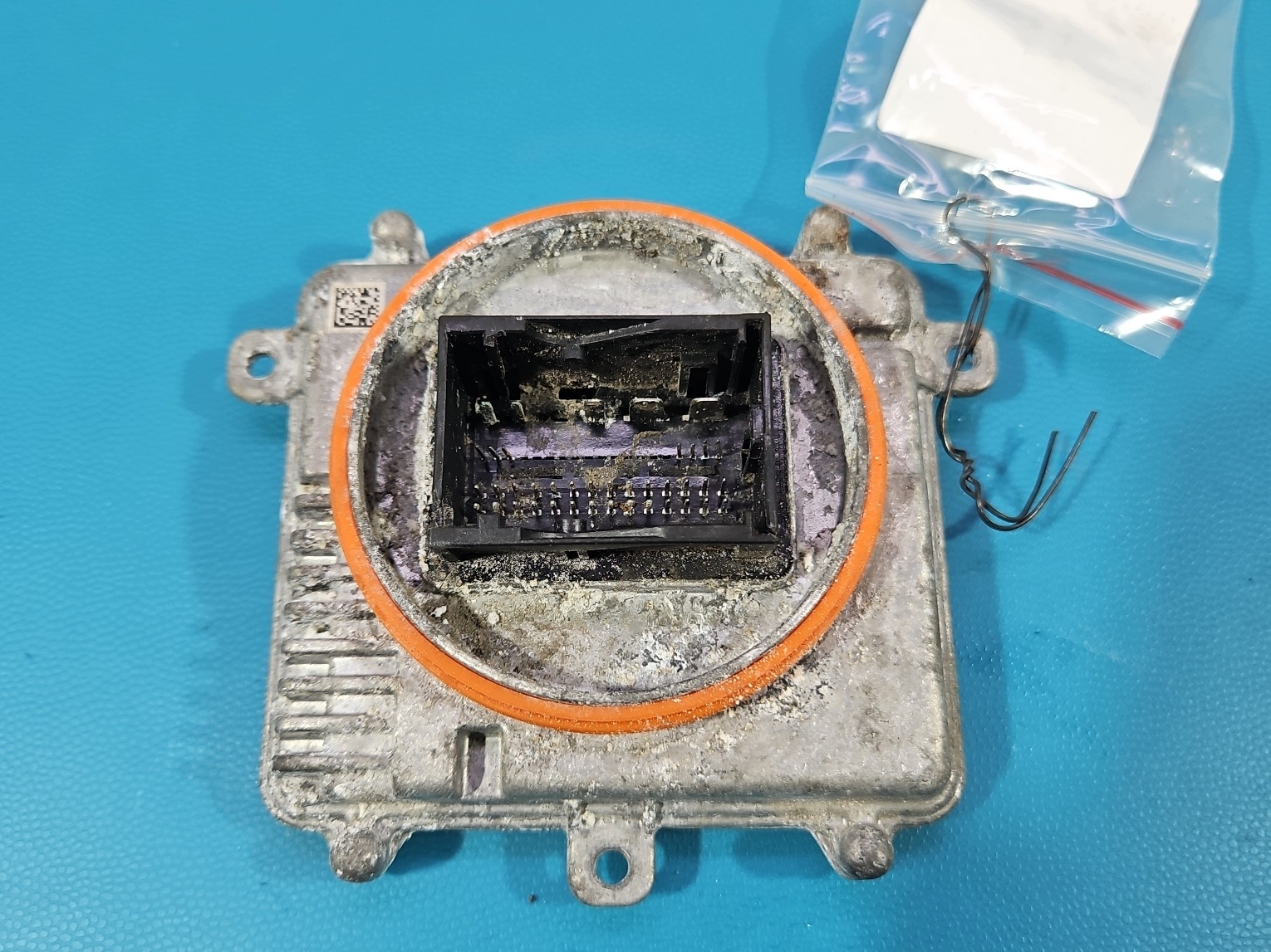 VW T-ROC Headlight Module 992941571A