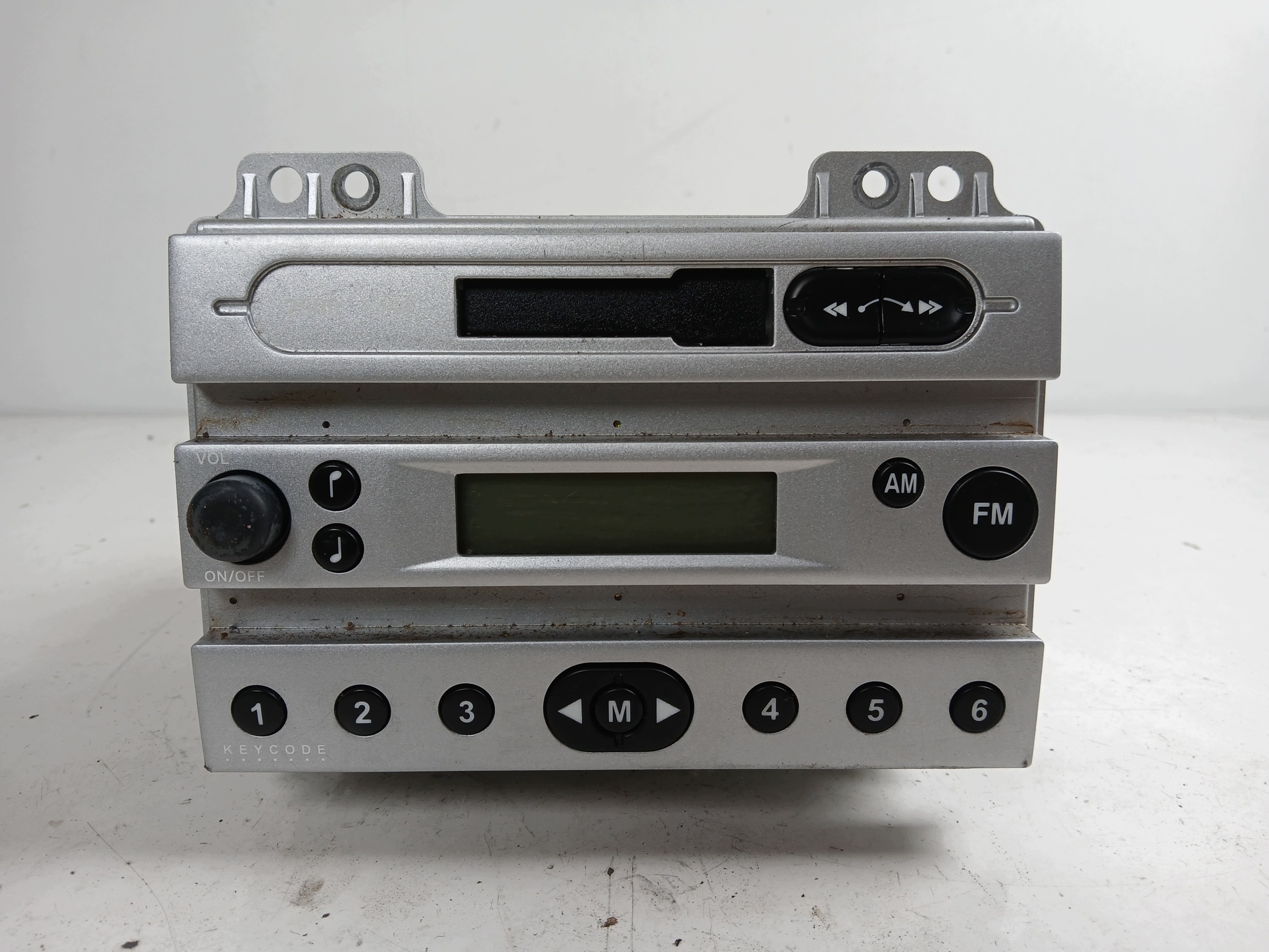 Ford Fiesta Mk6 Radio Kasetti 4S6118K876AB