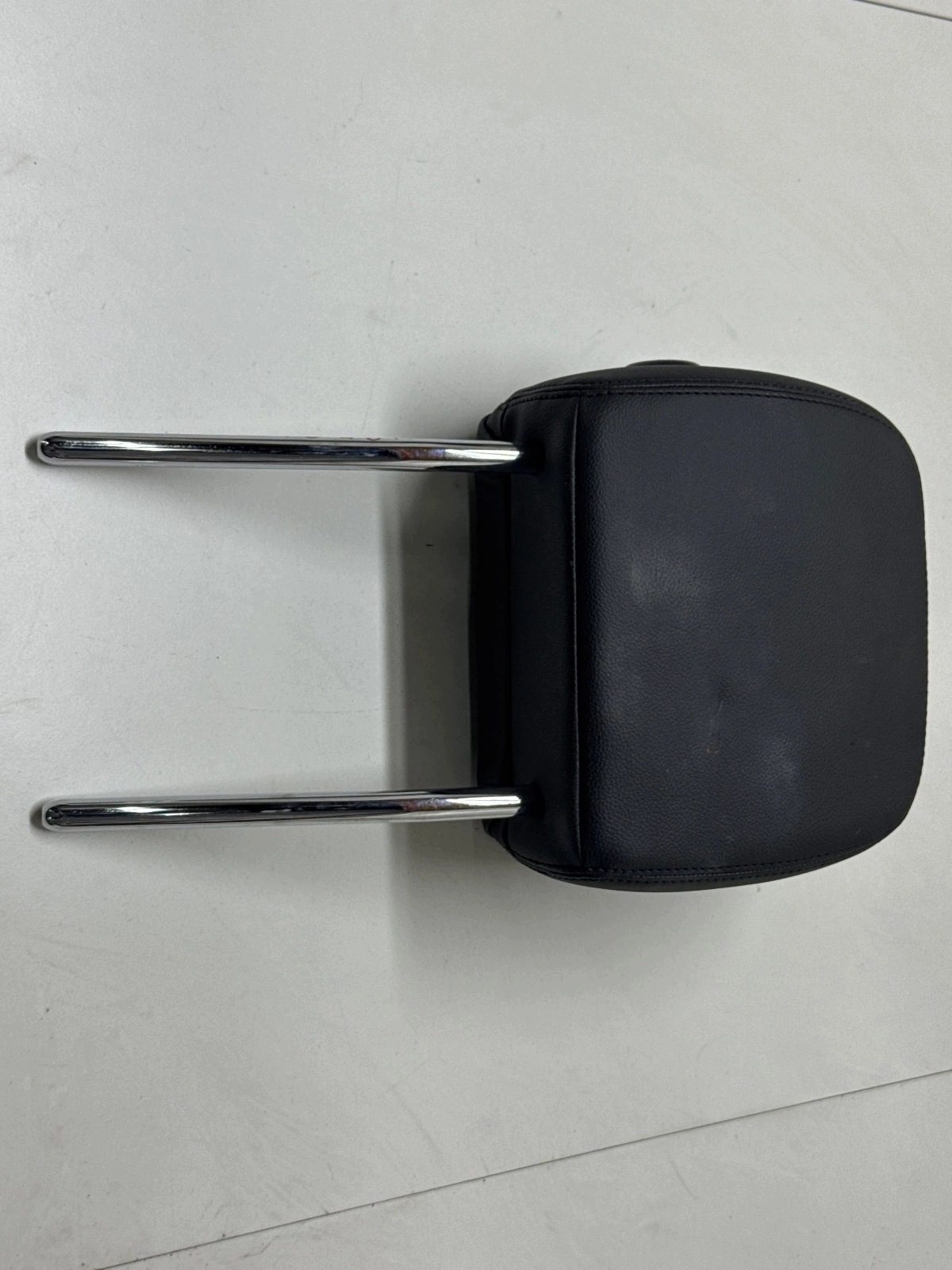 Encosto de Cabeça Esquerdo Dianteiro em Couro Jaguar E-PACE (X540) 17-24 image 3
