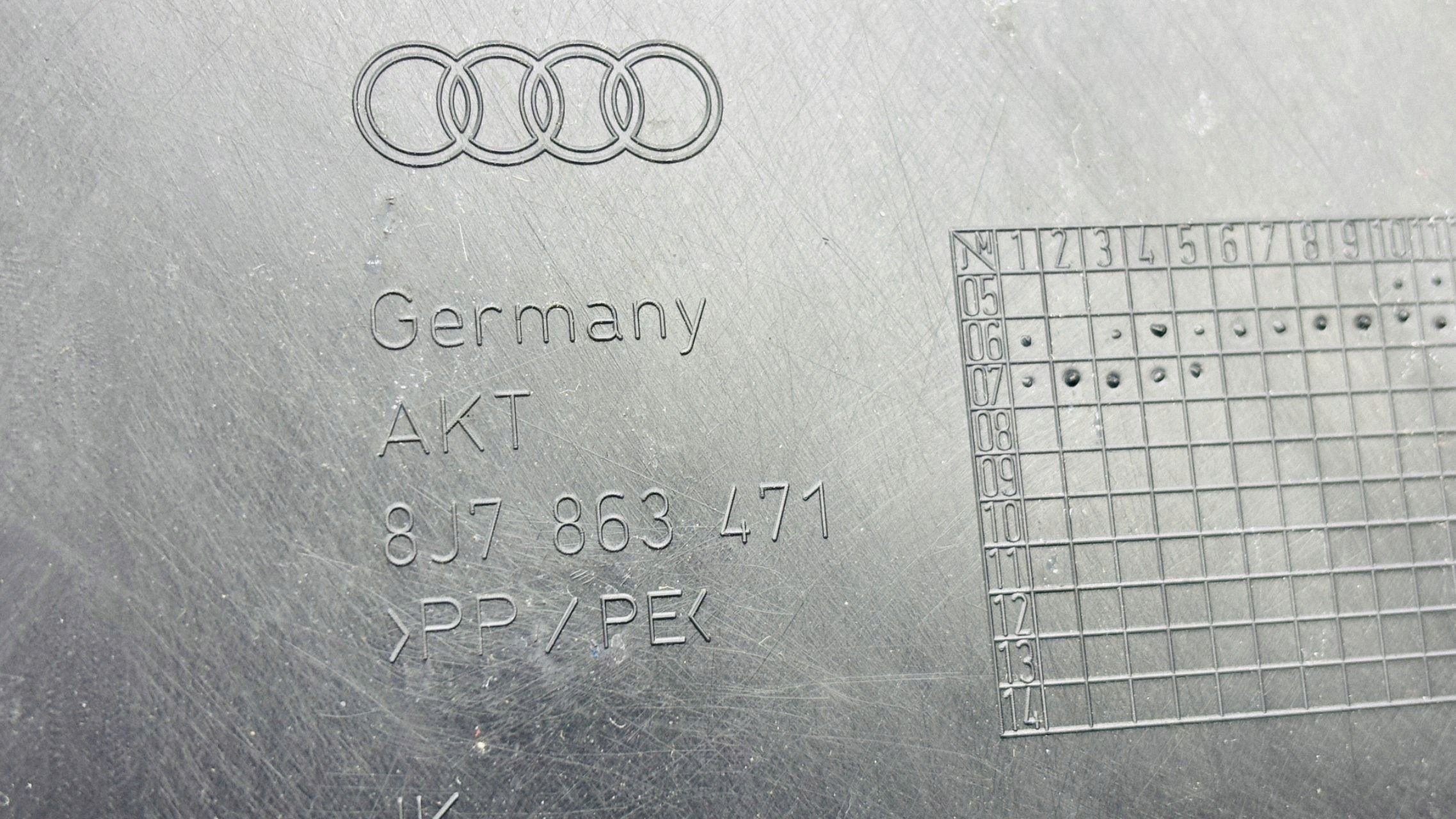 Audi TT Mk2 8J7863471 dorpellijst image 5