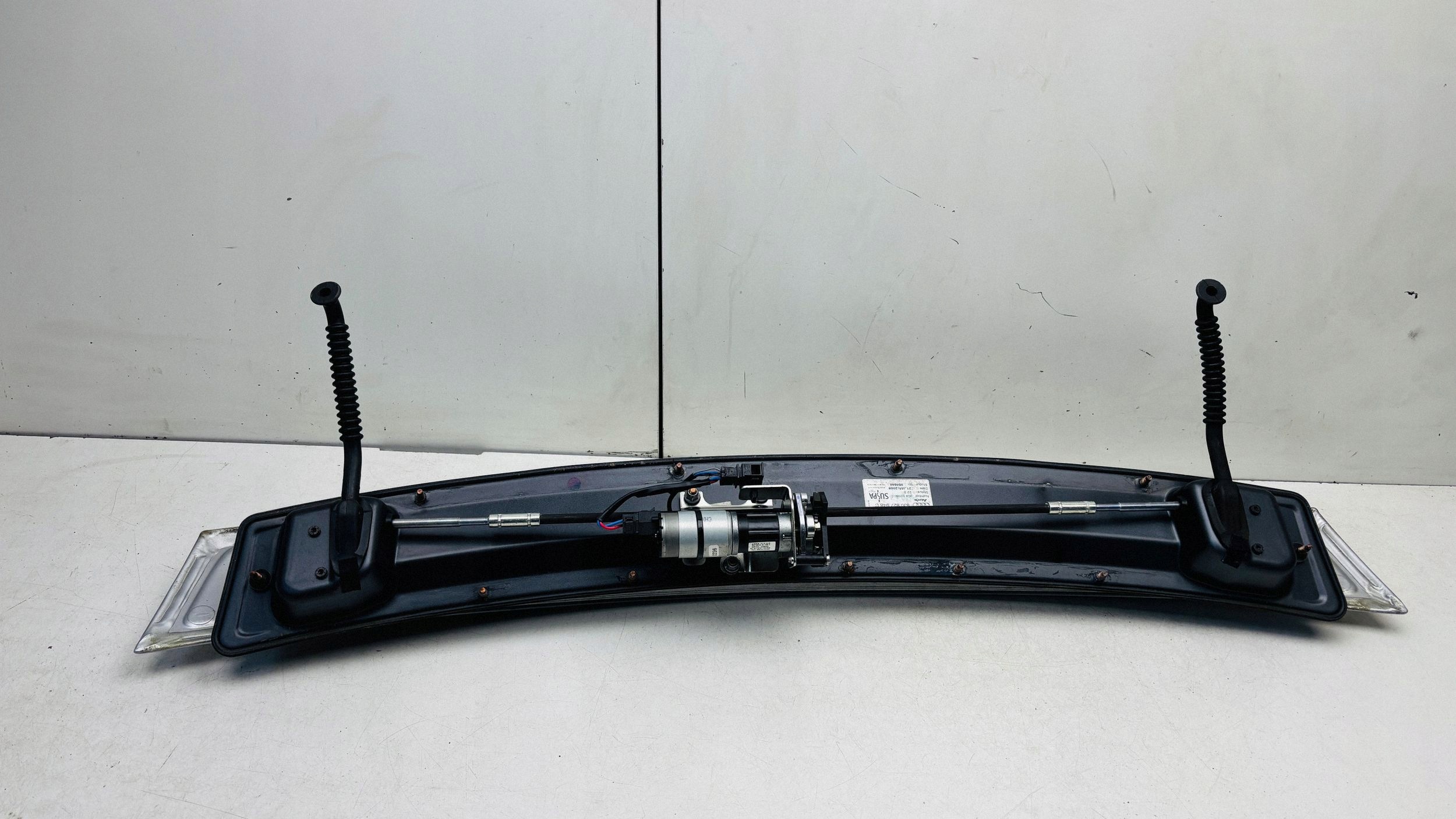 Spoiler hayon Audi 8J0827948C image 5