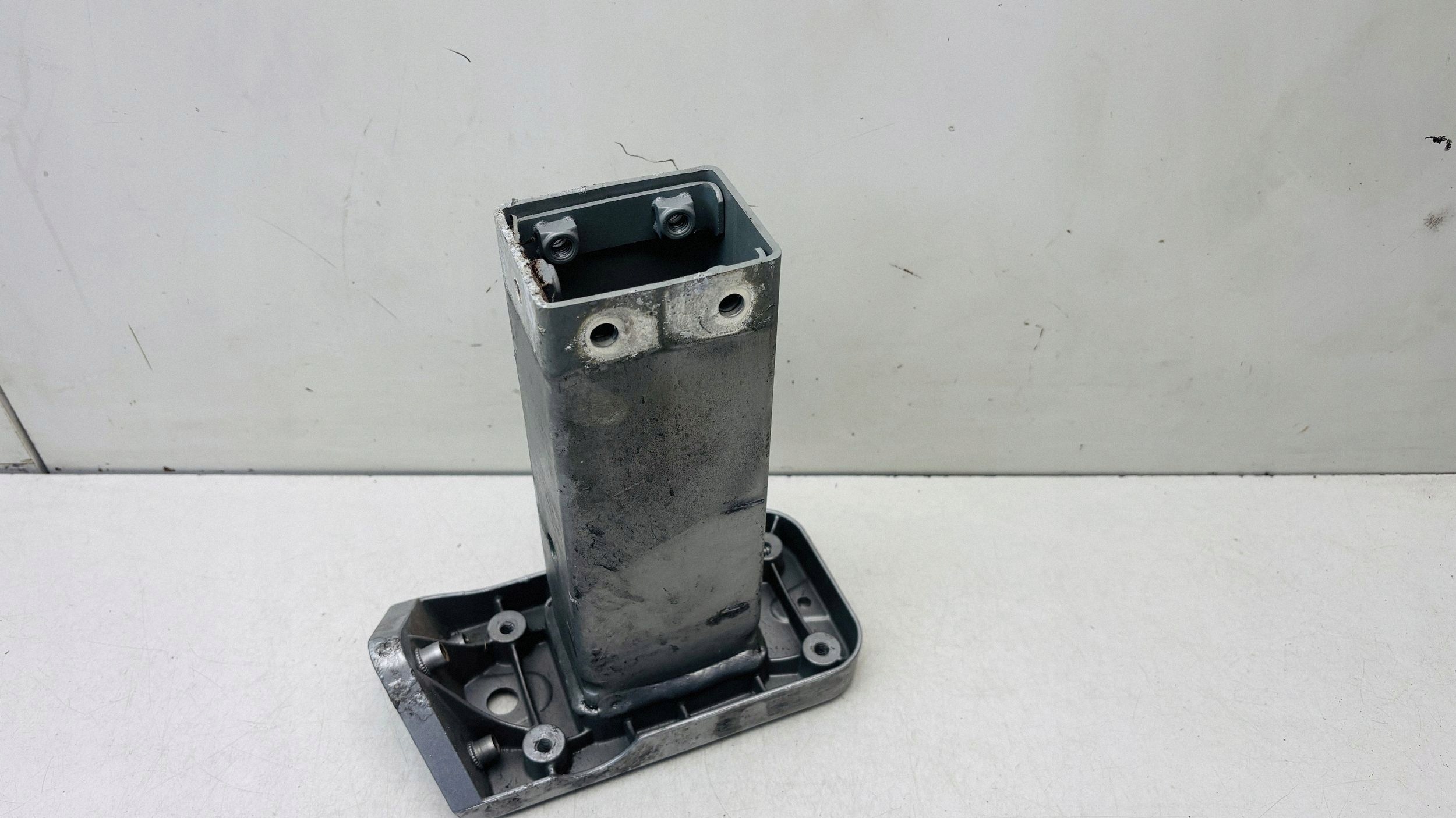 Longeron Audi TT Mk2 8J0806109 image 3