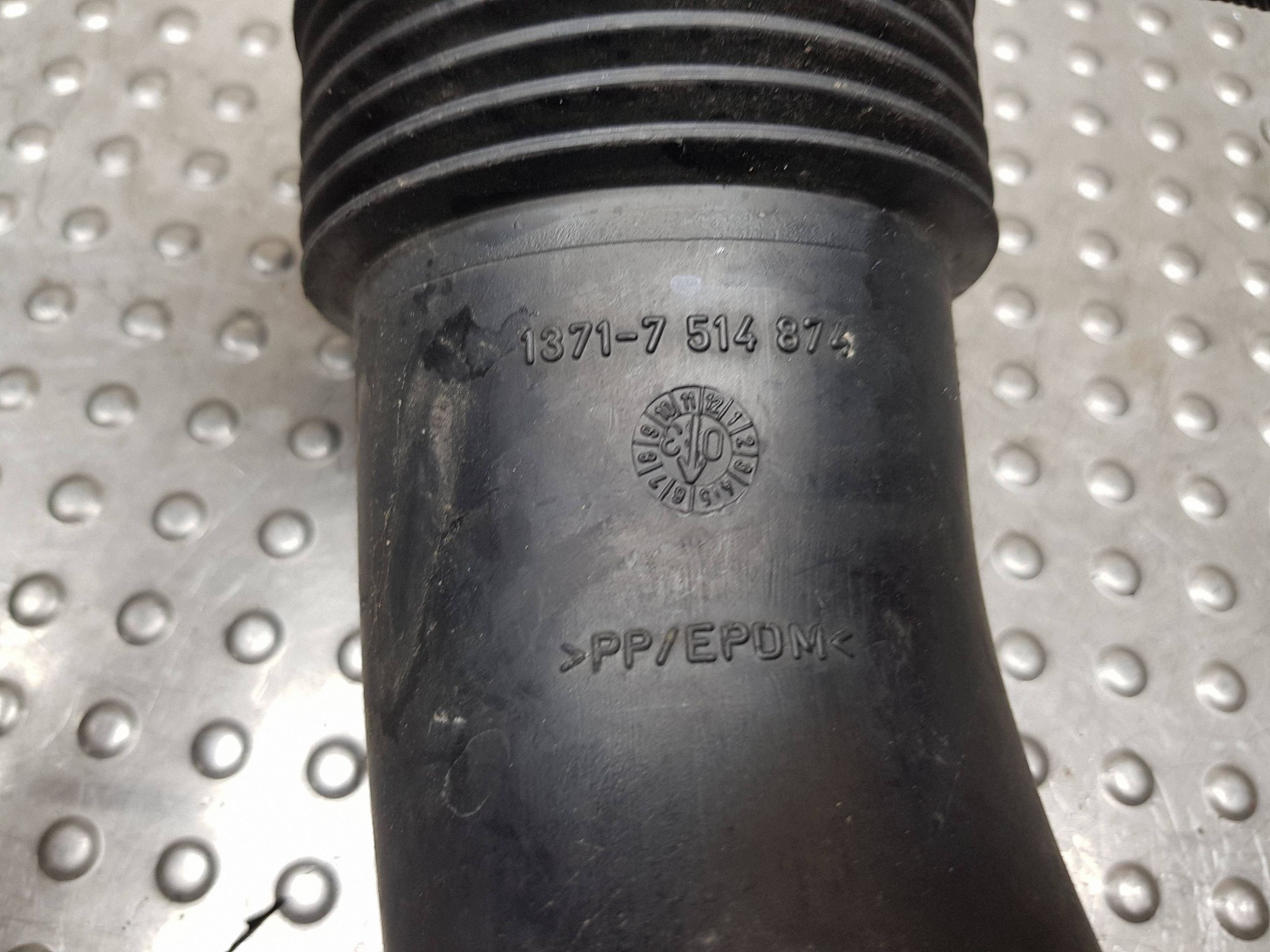 Durite débitmètre d'air BMW E46 E65 E66 E83 E85 image 6