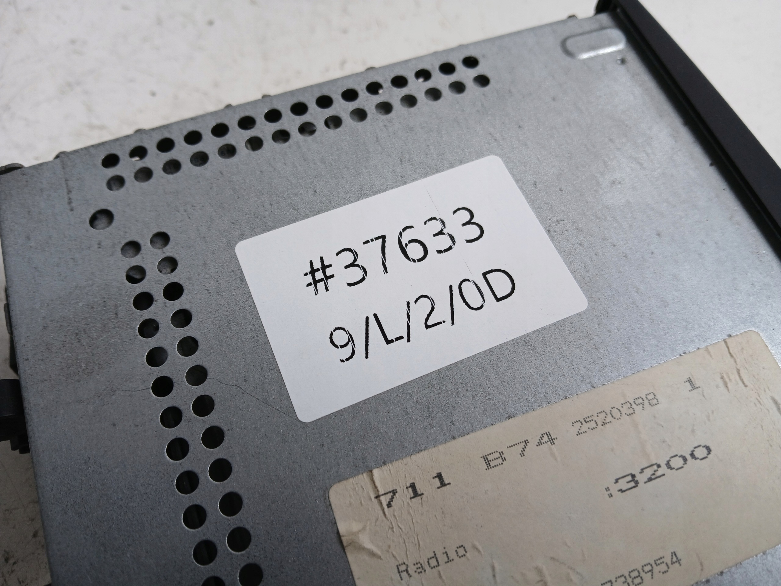 Renault Radio CD Cabasse 8200063200 image 6