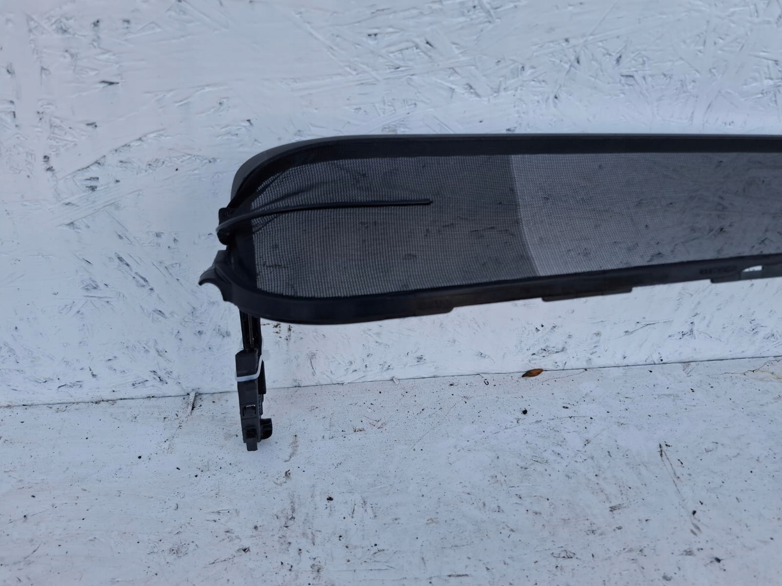VW Tiguan II Panorama-Sonnenschutz Original 5NN877651C image 5
